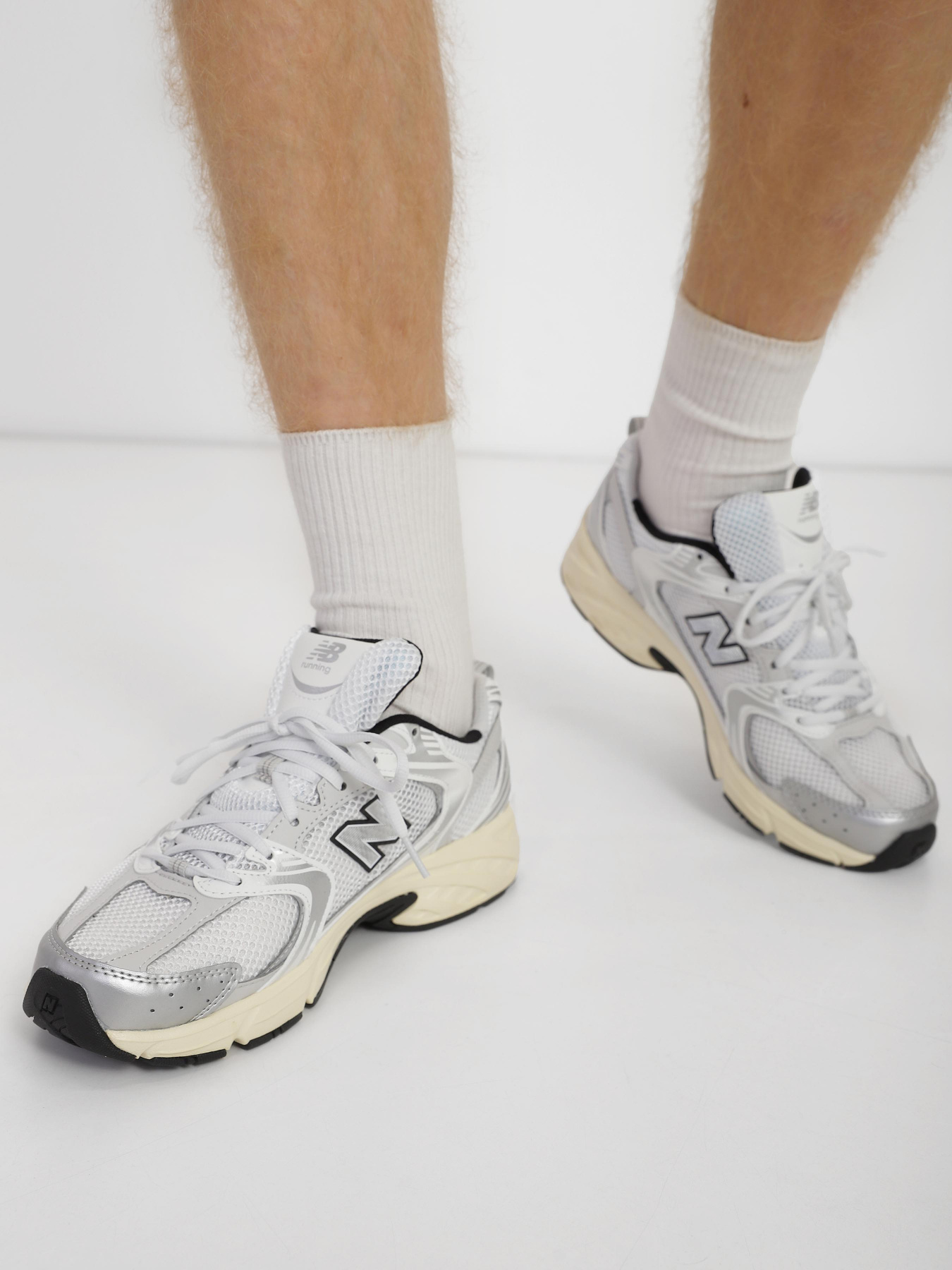 Кросівки повсякденні New Balance 530 модель MR530TA Фото