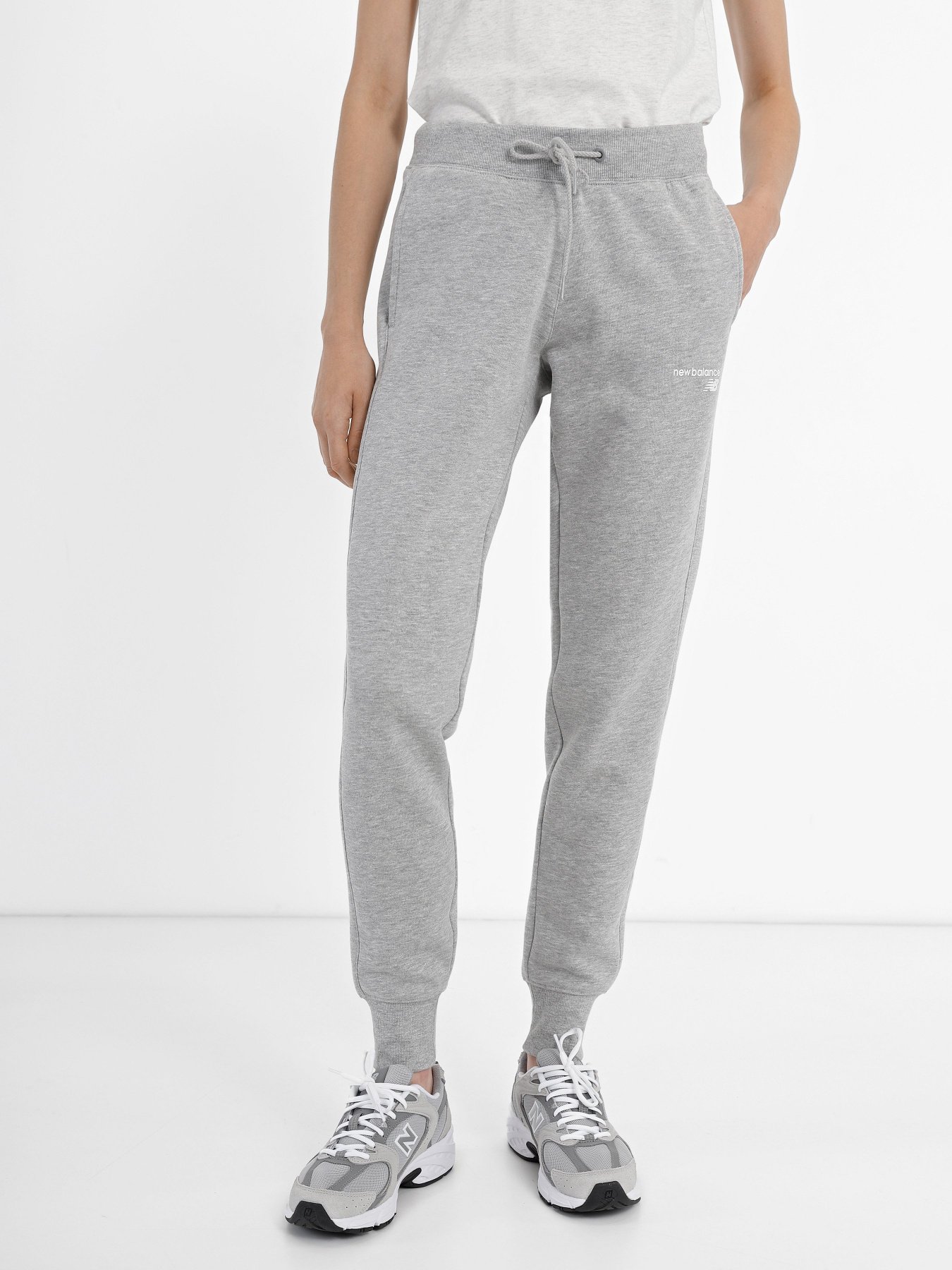 Штаны спортивные New Balance Essentials модель WP03805AG Фото