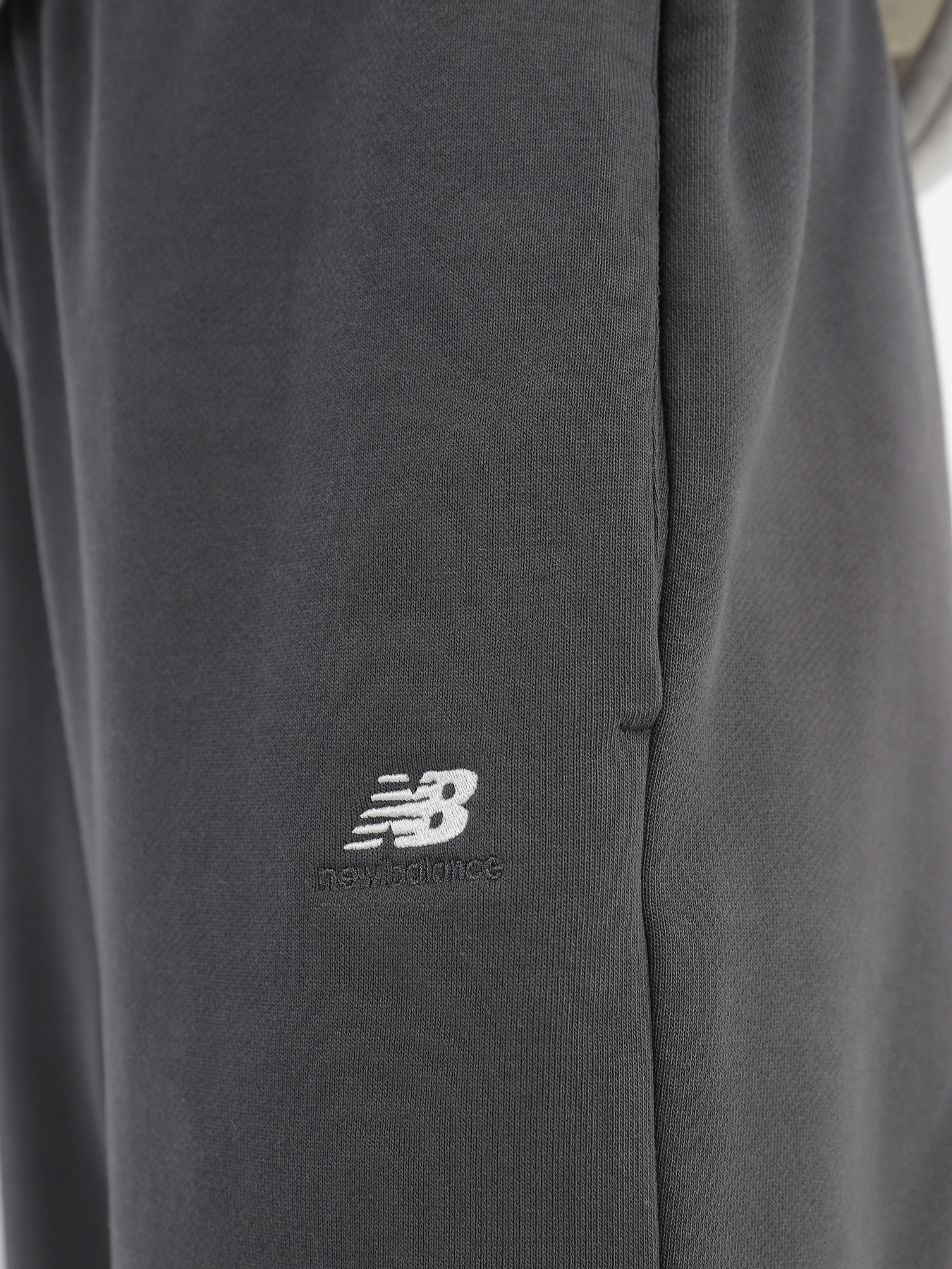 Штаны спортивные New Balance Athletics Remastered модель WP31503ACK Фото