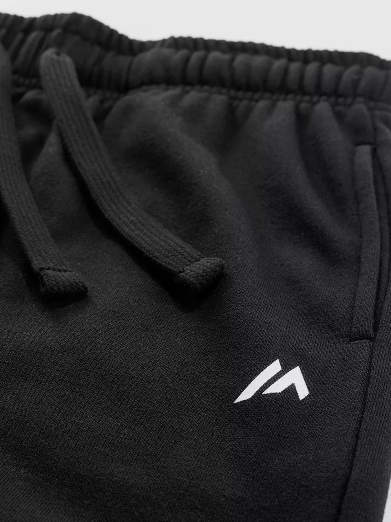 Штаны спортивные Martes модель LADY MALTER-BLACK Штаны спортивные Martes модель LADY MALTER-BLACK Фото