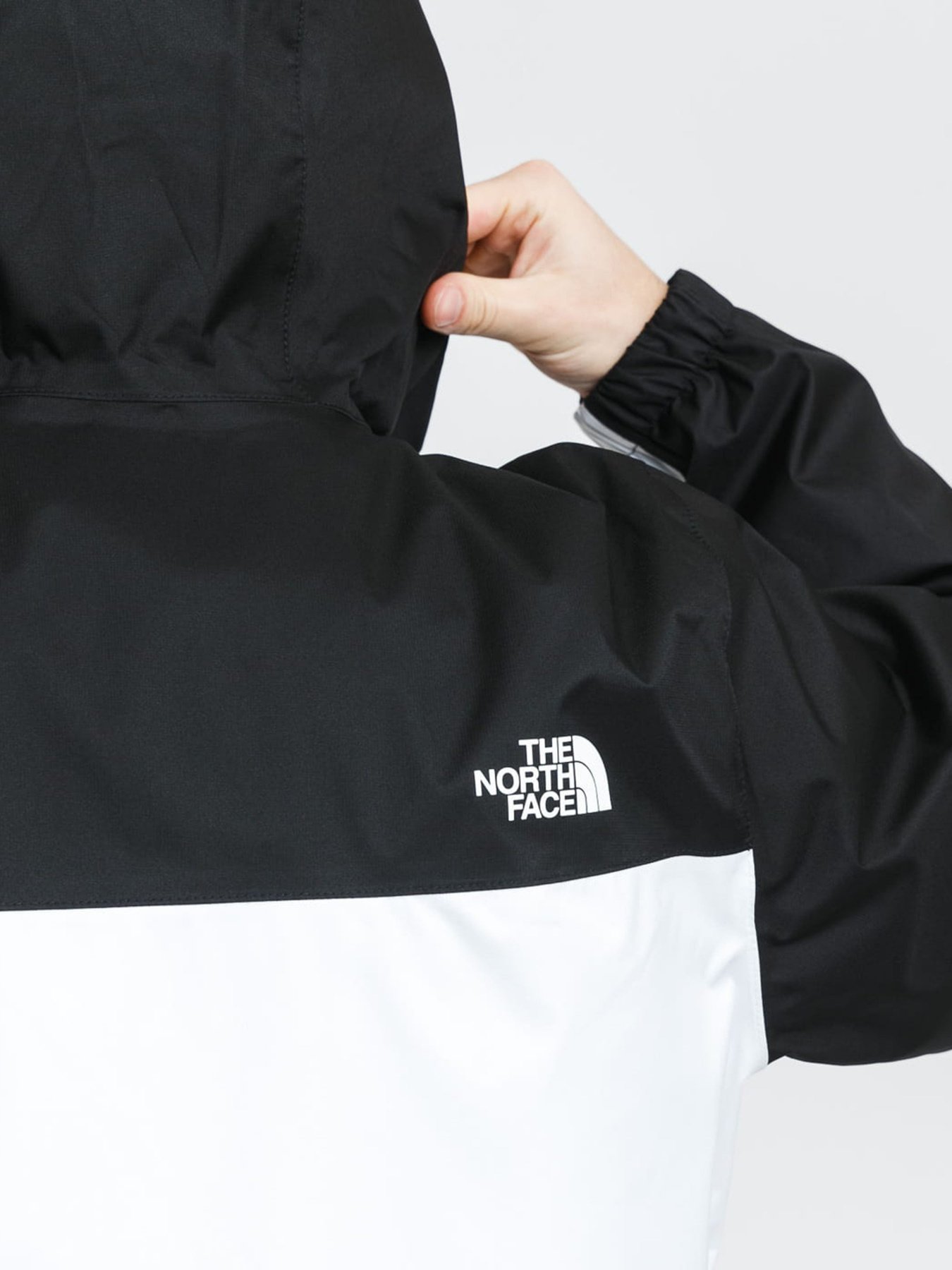 Куртка The North Face Black Box Mountain Q модель NF0A55BSFN41 Куртка The North Face Black Box Mountain Q модель NF0A55BSFN41 Фото