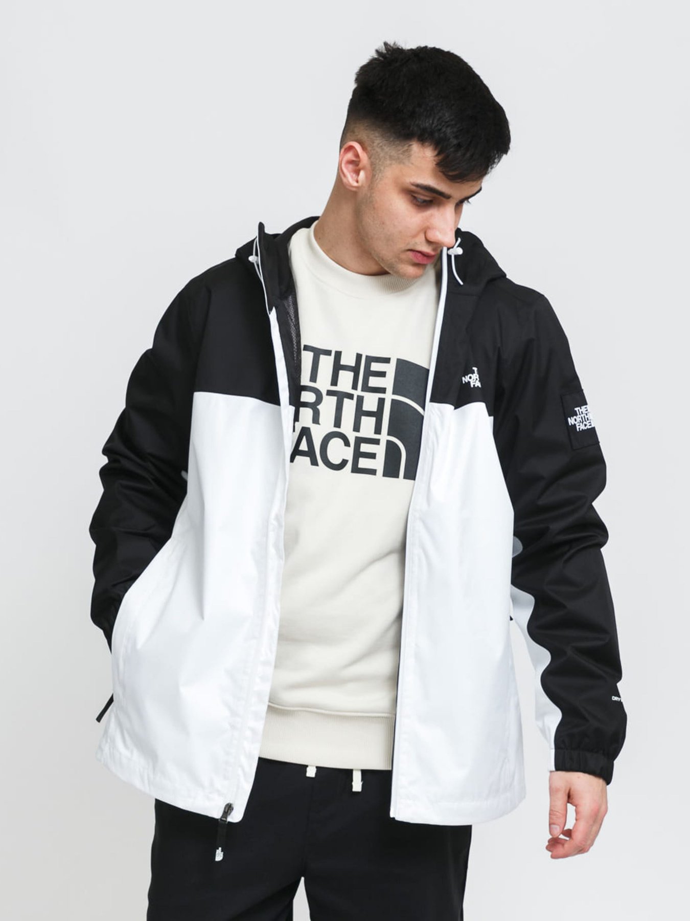 Куртка The North Face Black Box Mountain Q модель NF0A55BSFN41 Куртка The North Face Black Box Mountain Q модель NF0A55BSFN41 Фото