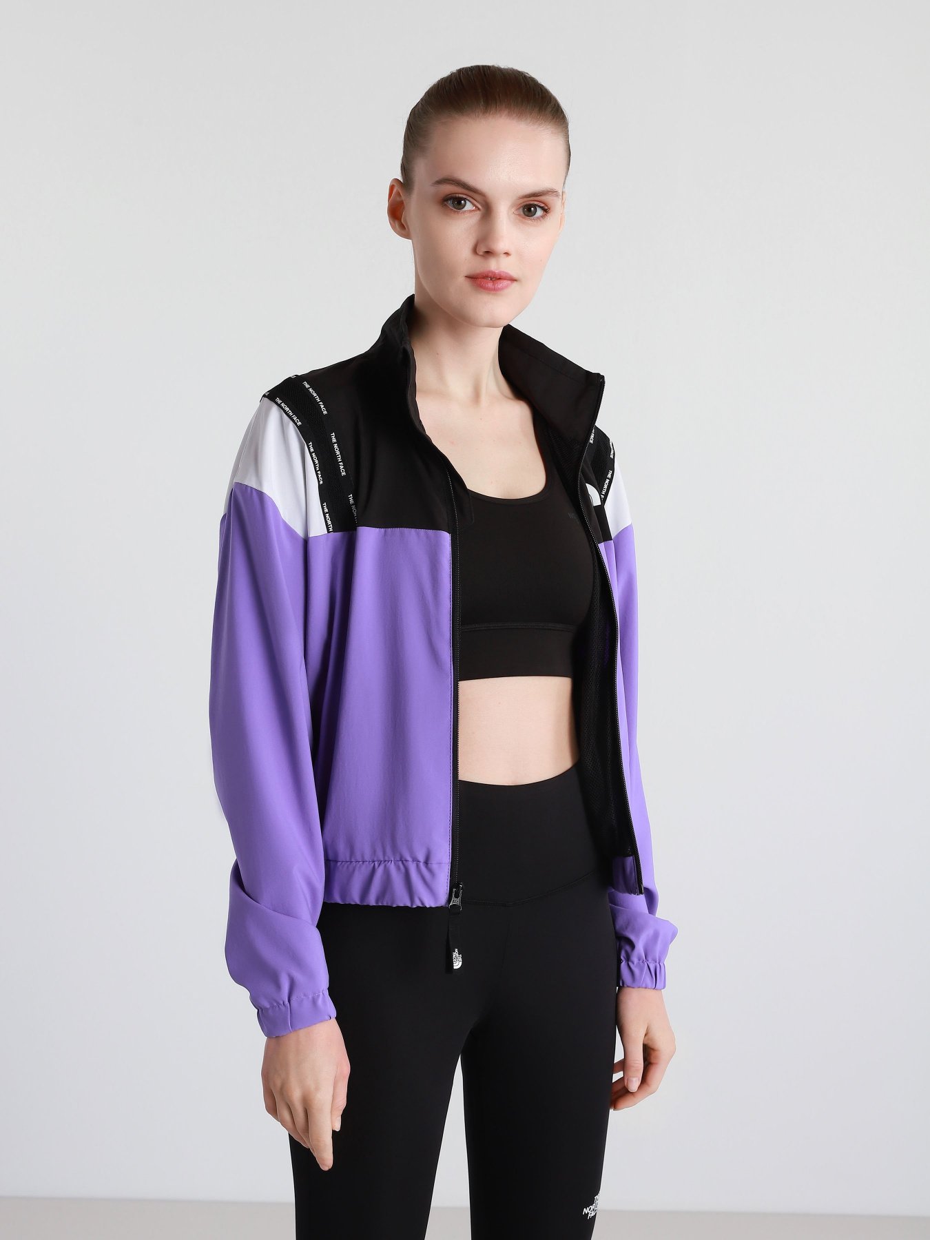 Куртка The North Face Mountain Athletics модель NF0A5563ZBS1 Фото