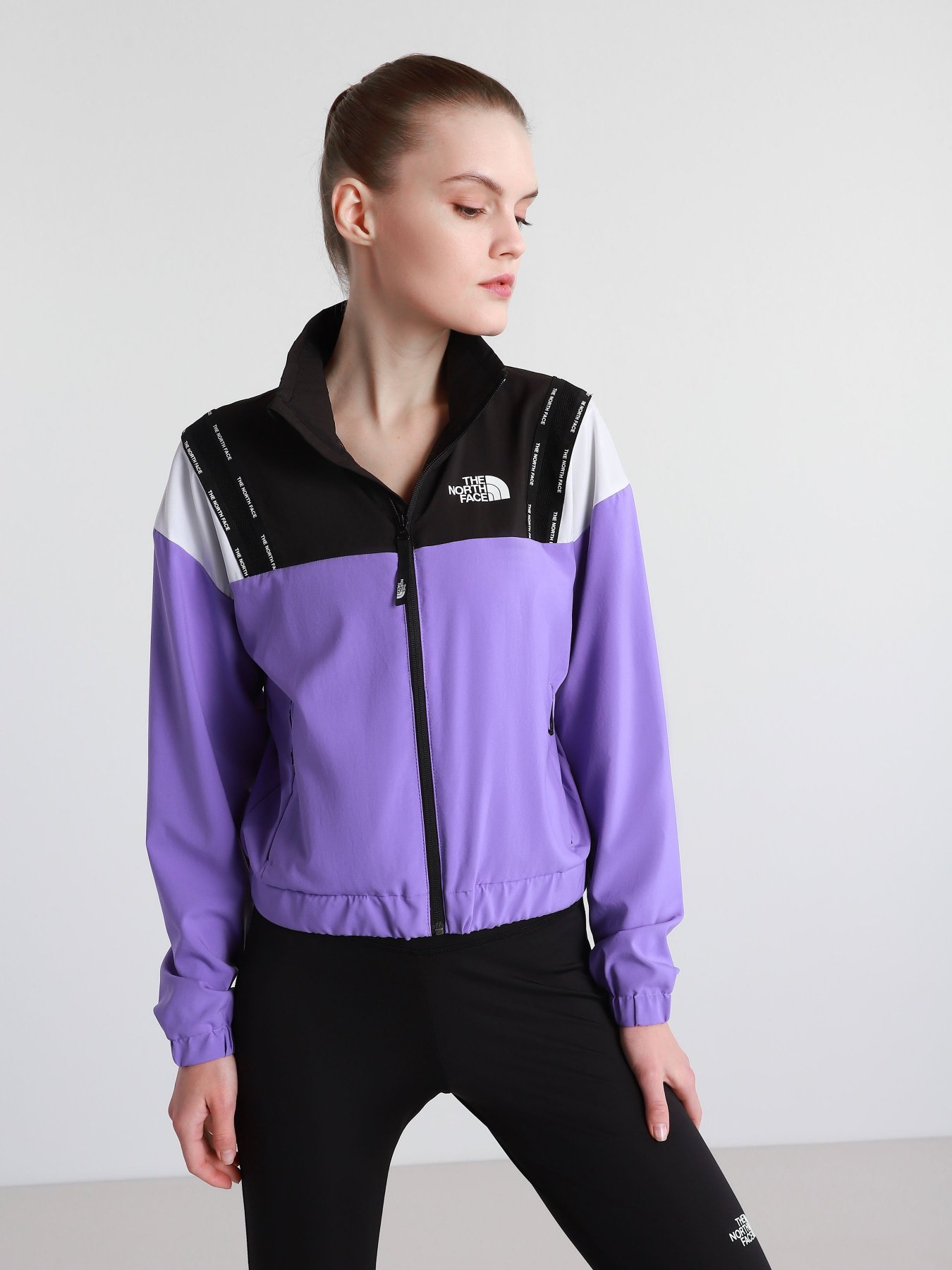 Куртка The North Face Mountain Athletics модель NF0A5563ZBS1 Фото