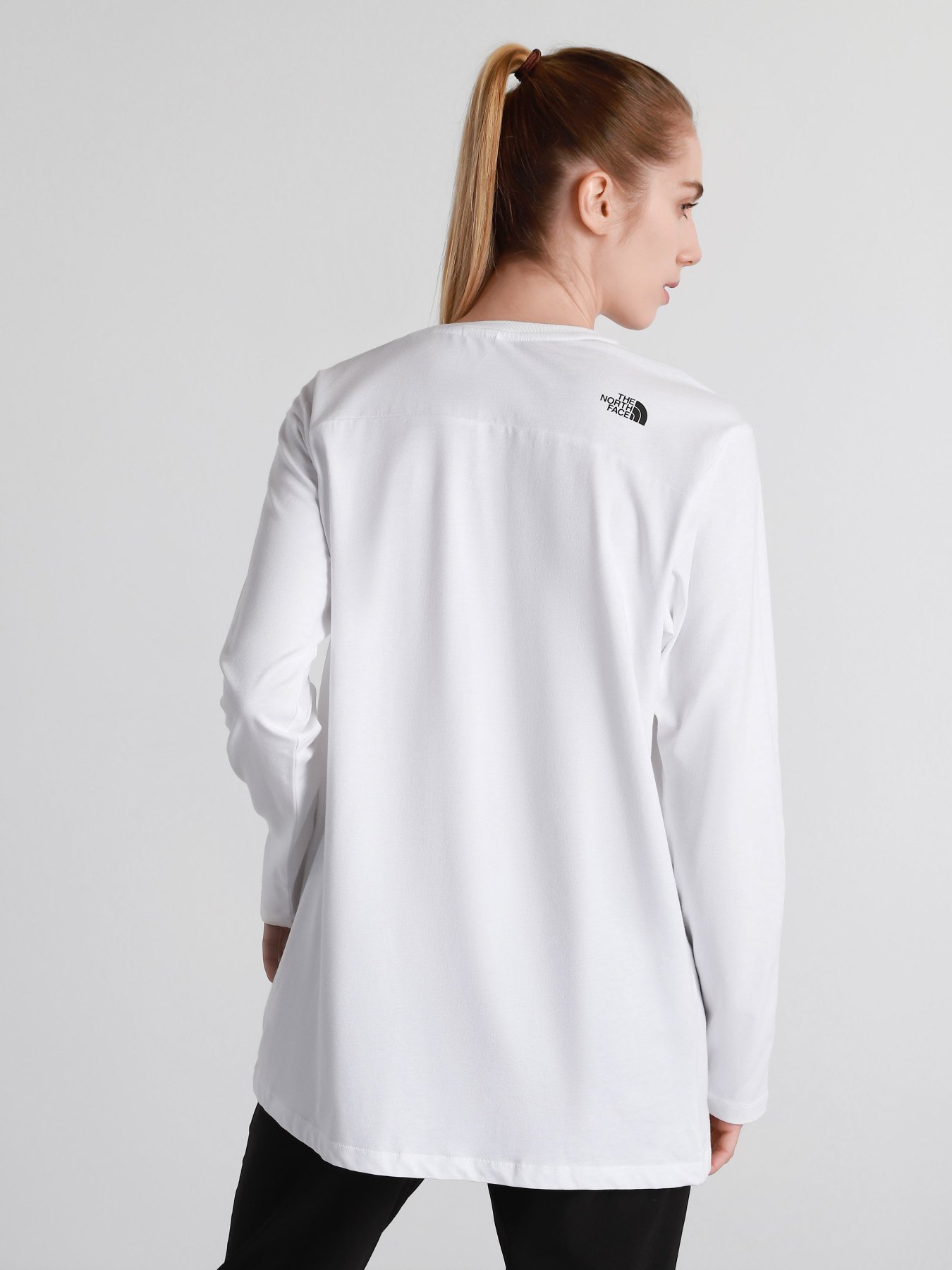 Лонгслів The North Face Simple Dome модель NF0A3RZ6FN41 Фото