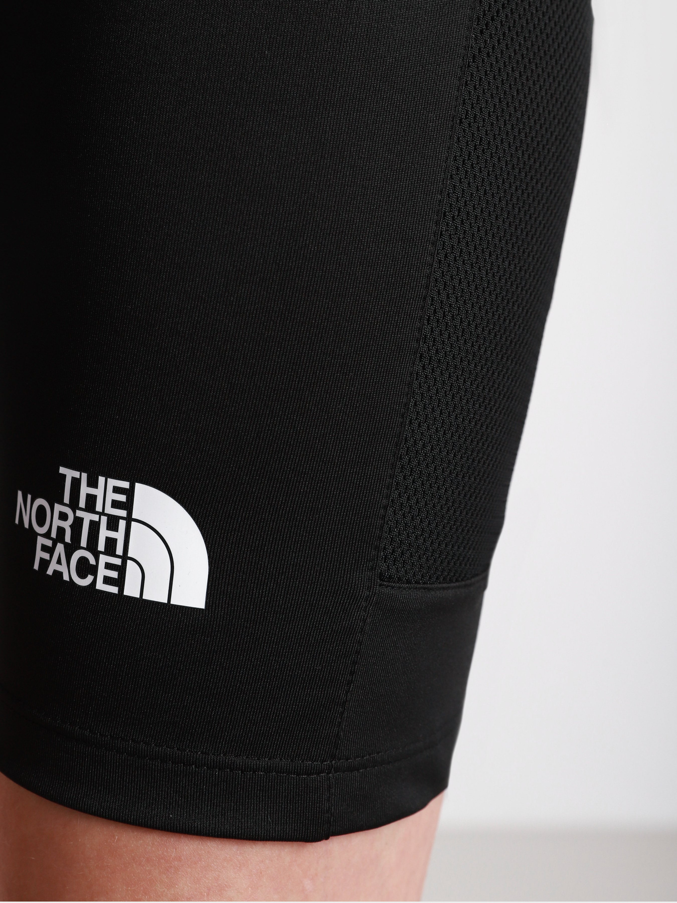 Шорти The North Face W Ma Short Tight - Eu модель NF0A556AJK31 Фото