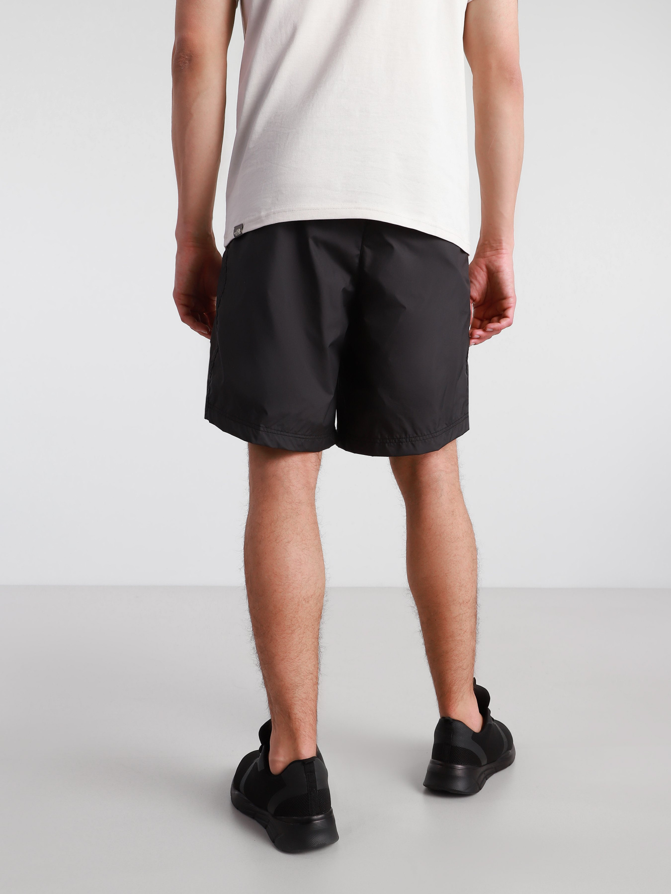 Шорты The North Face Hydren Wind модель NF0A52Z5JK31 Фото