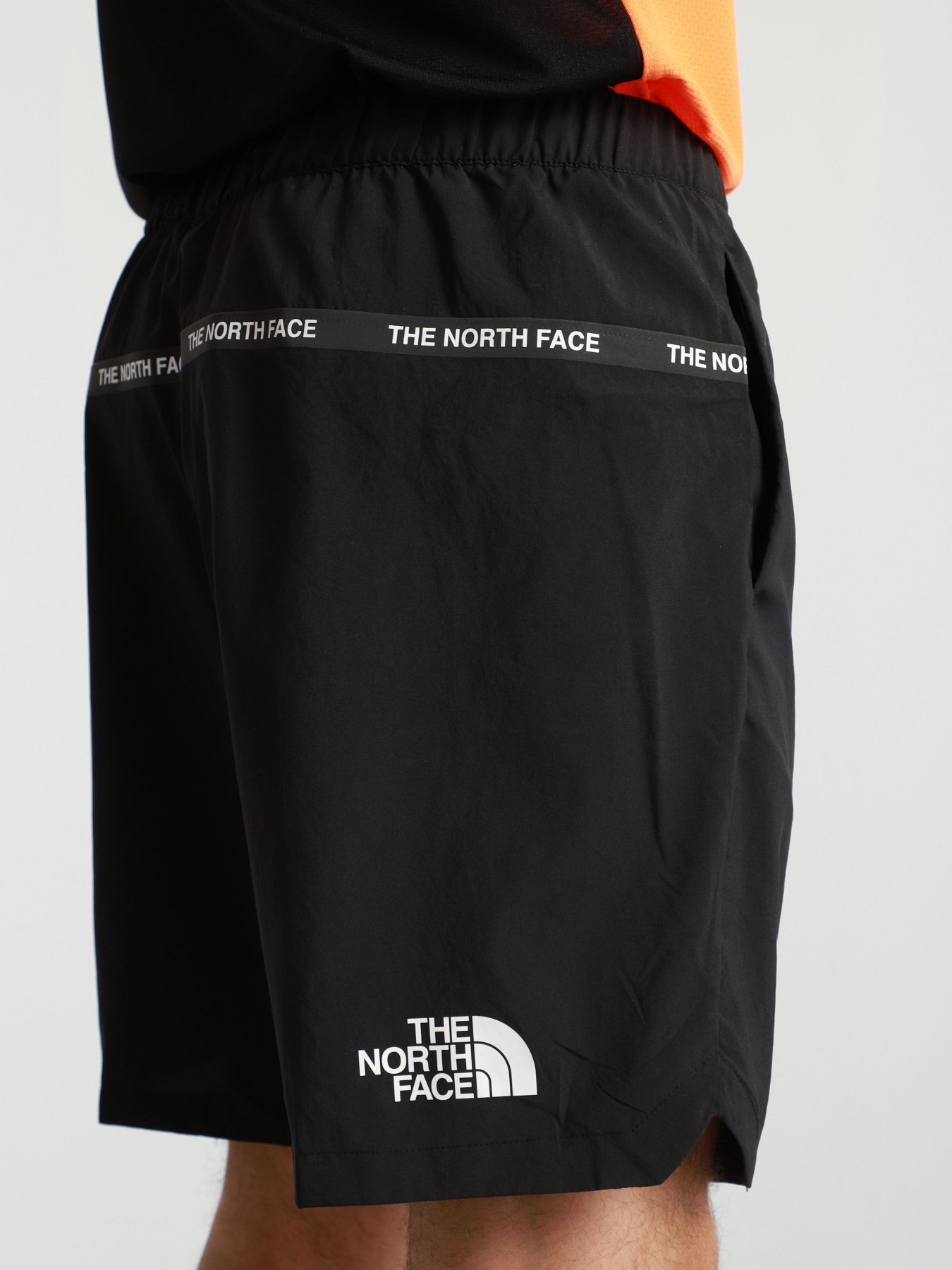Шорти The North Face  M Ma Woven модель NF0A5598JK31 Фото