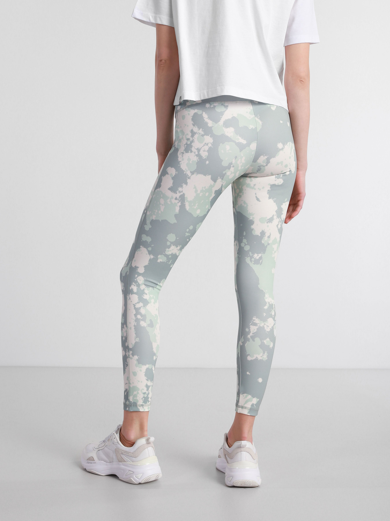 Леггинсы спортивные The North Face New FlexHigh 7/8 модель NF0A4AR403Z1 Фото