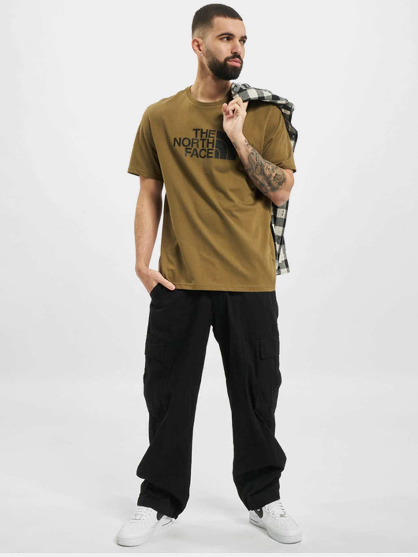 Футболки і поло The North Face  Easy S / S модель NF0A2TX337U1 Фото