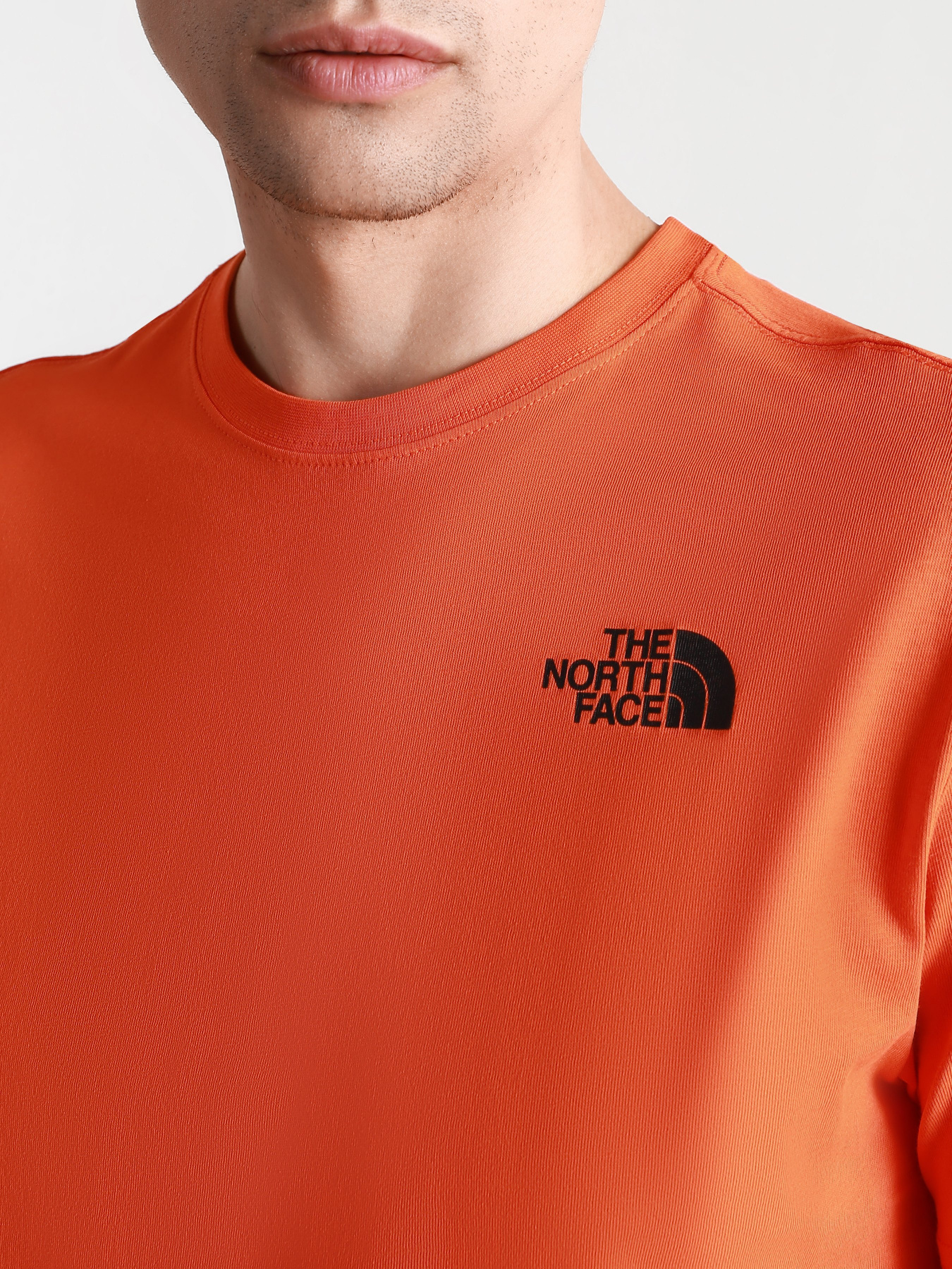 Футболка The North Face Red Box Flame модель NF0A2TX2V3Q1 Фото