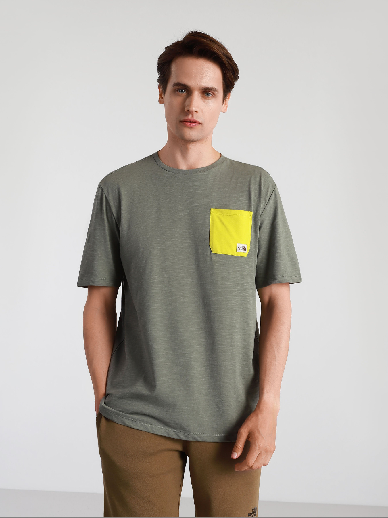 Футболки і поло The North Face Campen модель NF0A4T12V381 Фото