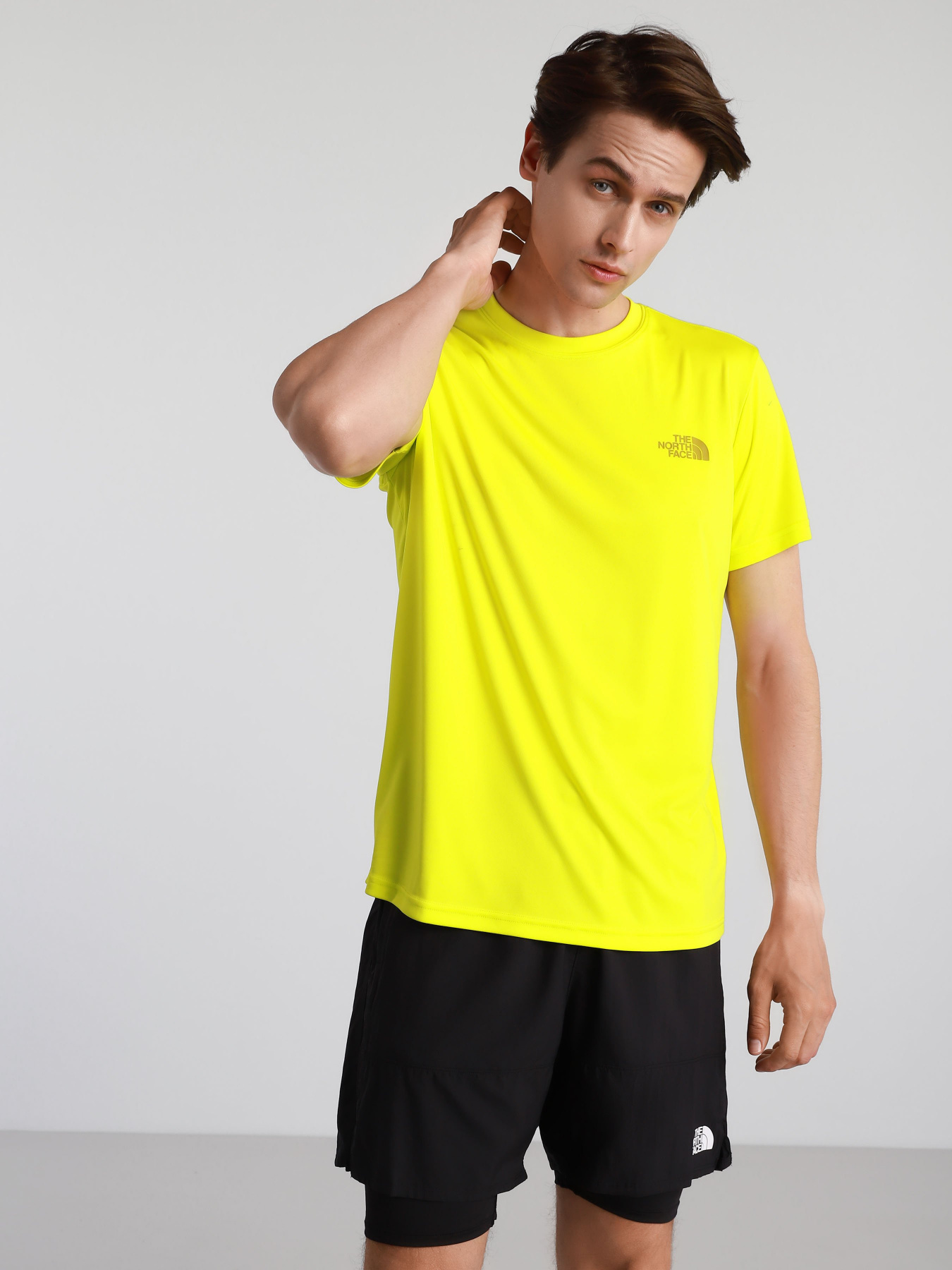 Футболки и поло The North Face Reaxion Red Box Tee модель NF0A4CDWJE31 Фото