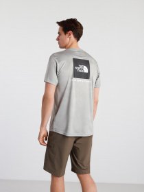Футболки и поло The North Face Reaxion Red Box Tee модель NF0A4CDW03U1 Фото