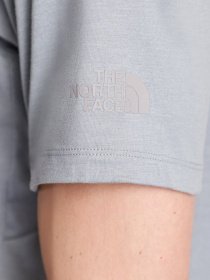 Футболки і поло The North Face Wicker Graphic модель NF0A2XL9X8A1 Фото