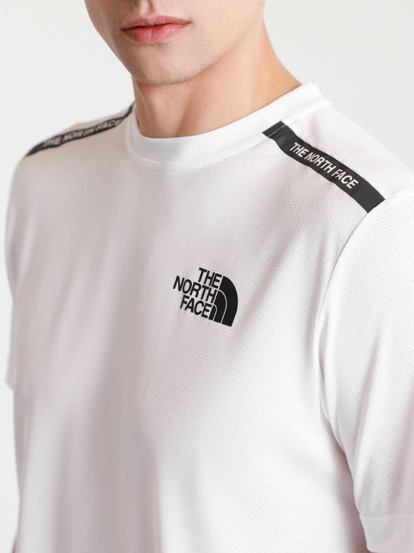 Футболка The North Face Mountain Athletics модель NF0A5578FN41 Фото