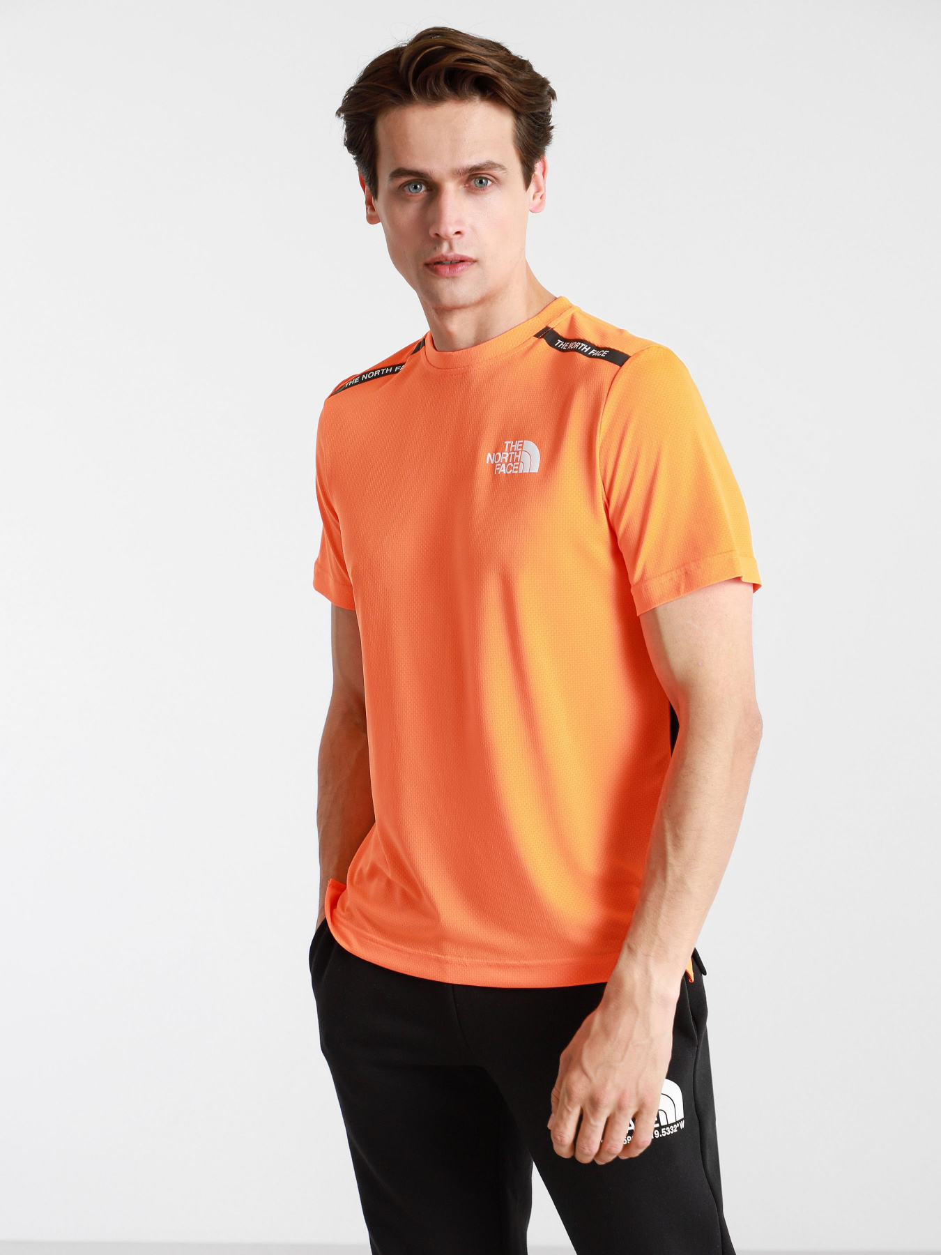 Футболка The North Face Mountain Athletics модель NF0A5578BEH1 Фото