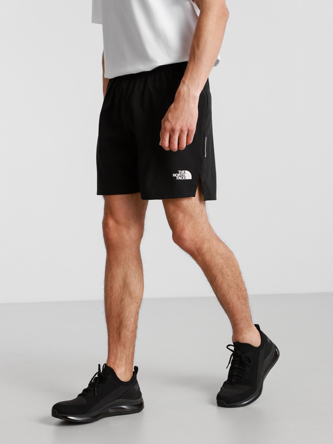 Шорты The North Face Movmynt Short модель NF0A537LJK31 Фото