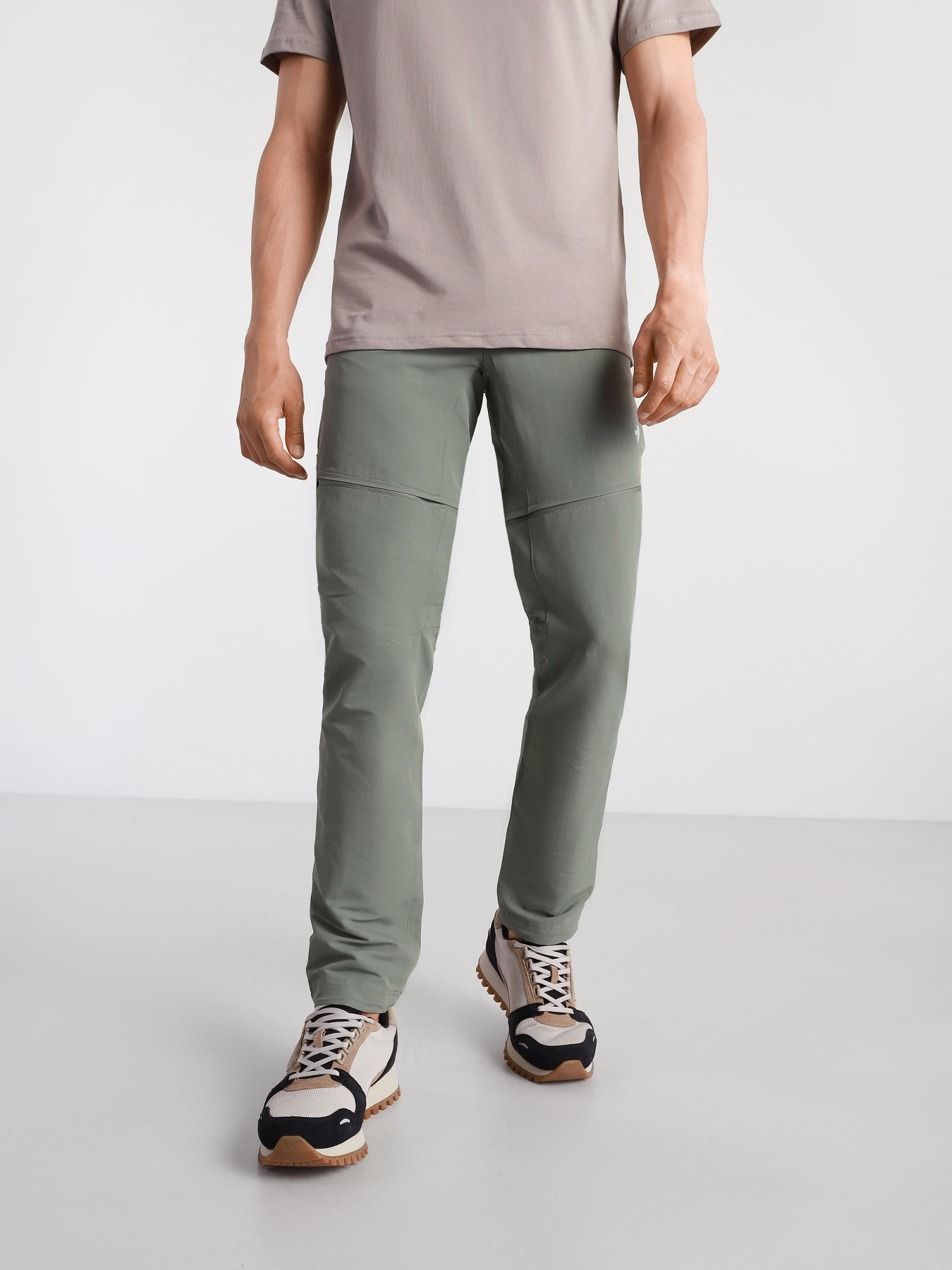 Штани повсякденні The North Face Lightning модель NF0A556PV381 Фото