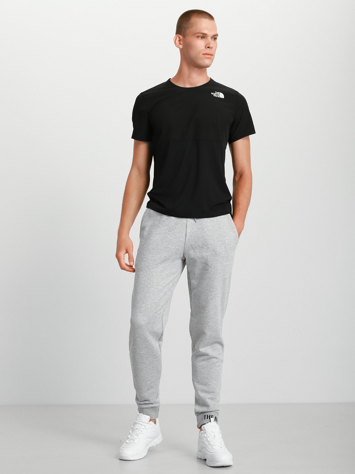 Штаны спортивные The North Face Zumu Fleece модель NF0A5ILIDYX1 Фото