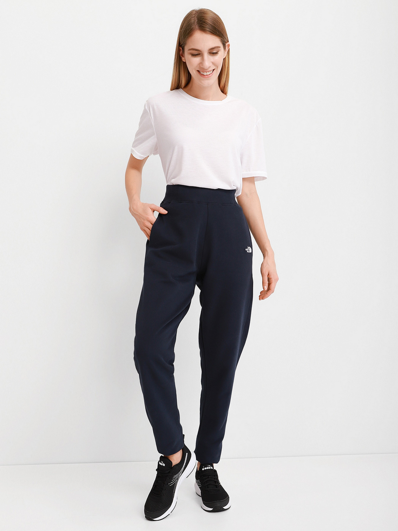 Штаны спортивные The North Face Nse модель NF0A55GSH2G1 Штаны спортивные The North Face Nse модель NF0A55GSH2G1 Фото