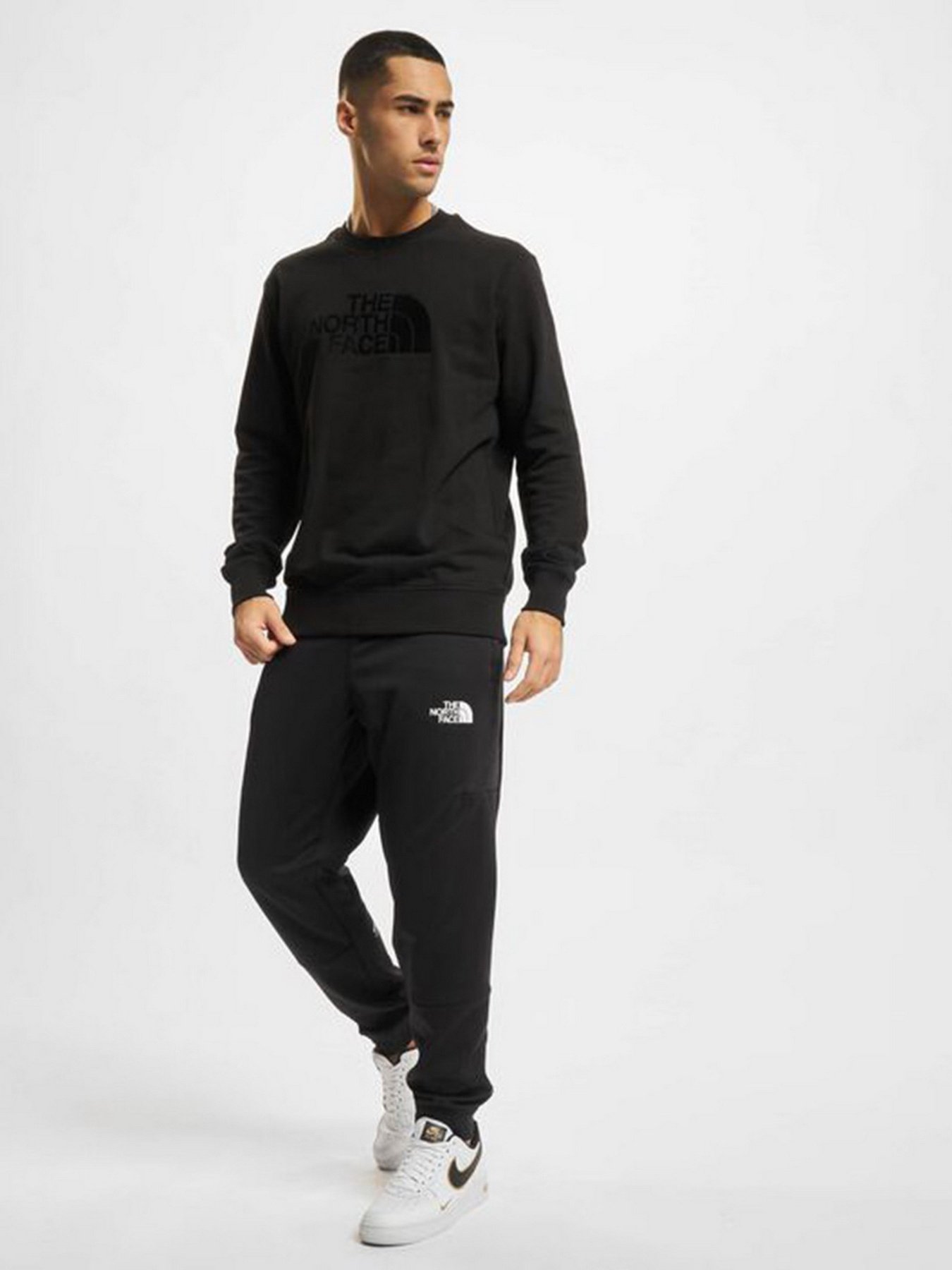 Спортивні штани The North Face Mountain Herre модель NF0A5IETKX71 Фото