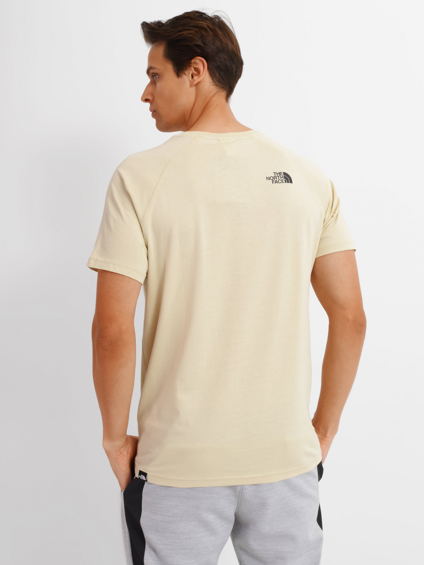 Футболки и поло The North Face SLEEVE RED BOX TEE модель NF0A3BQO3X41 Фото