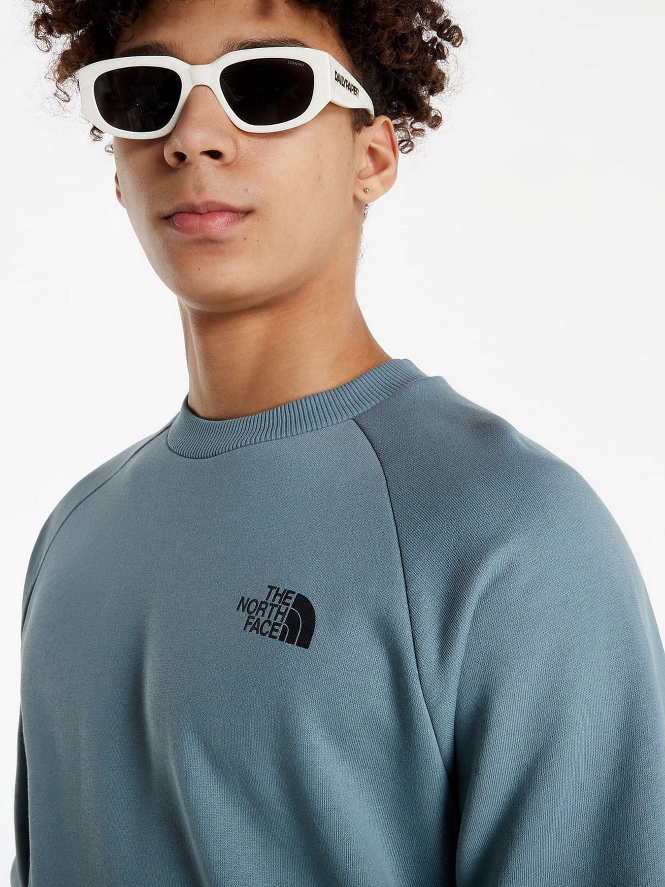 Свитшот The North Face Redbox модель NF0A4SZ9A9L1 Свитшот The North Face Redbox модель NF0A4SZ9A9L1 Фото