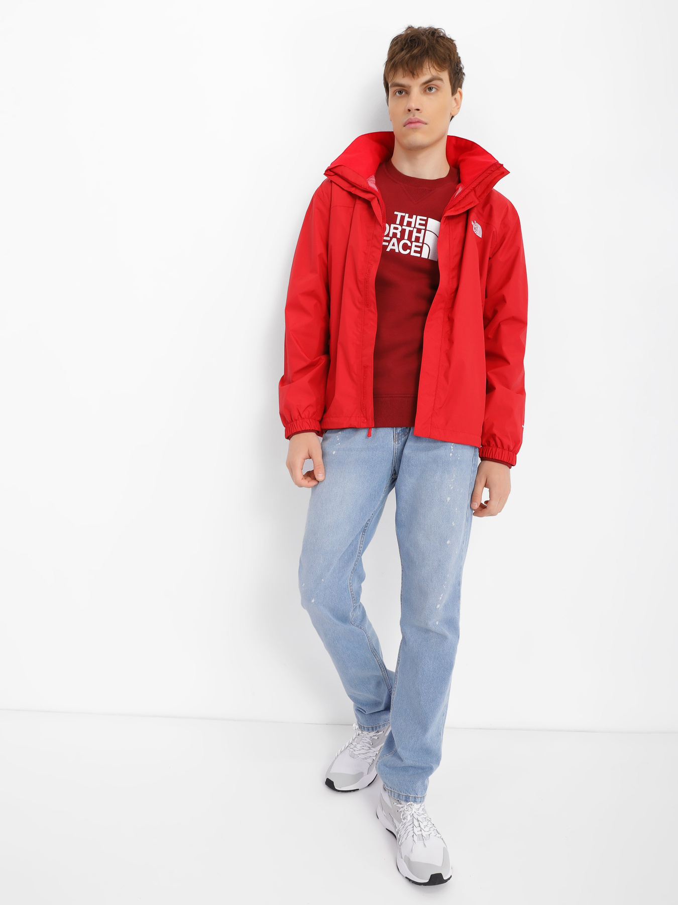 Ветровка The North Face Resolve модель NF00AR9T8XX1 Ветровка The North Face Resolve модель NF00AR9T8XX1 Фото