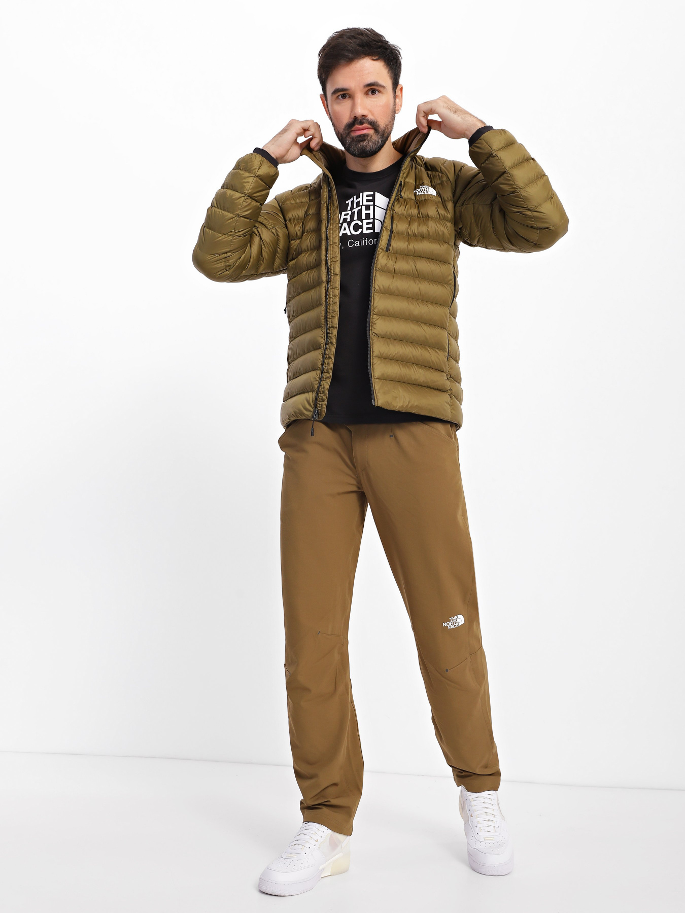 Зимняя куртка The North Face SUMMIT BREITHORN модель NF0A7UT937U1 Фото