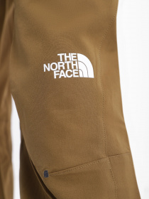 Спортивні штани The North Face Athletic Winter Tapered модель NF0A7X6F37U1 Фото