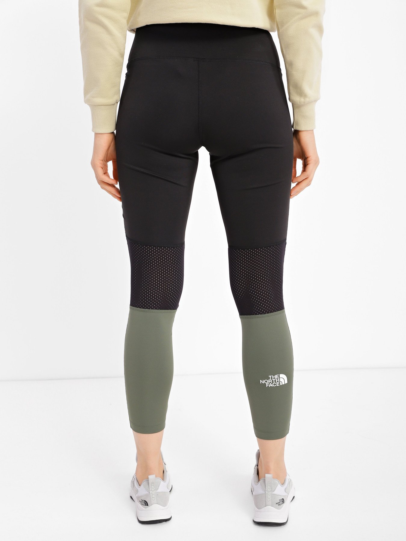 Спортивные леггинсы The North Face Training модель NF0A7ZAX9001 Спортивные леггинсы The North Face Training модель NF0A7ZAX9001 Фото