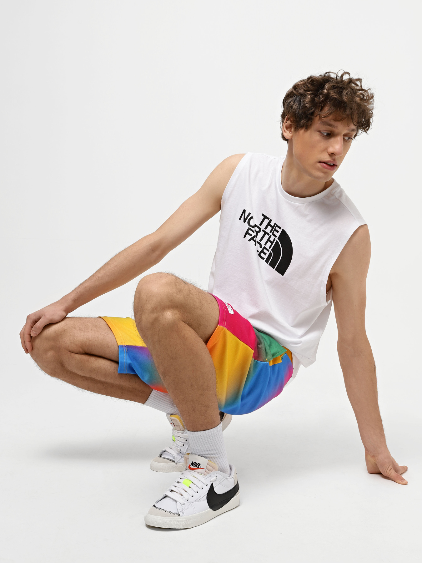 Спортивні шорти The North Face Standard модель NF0A3S4EIAX1 Фото