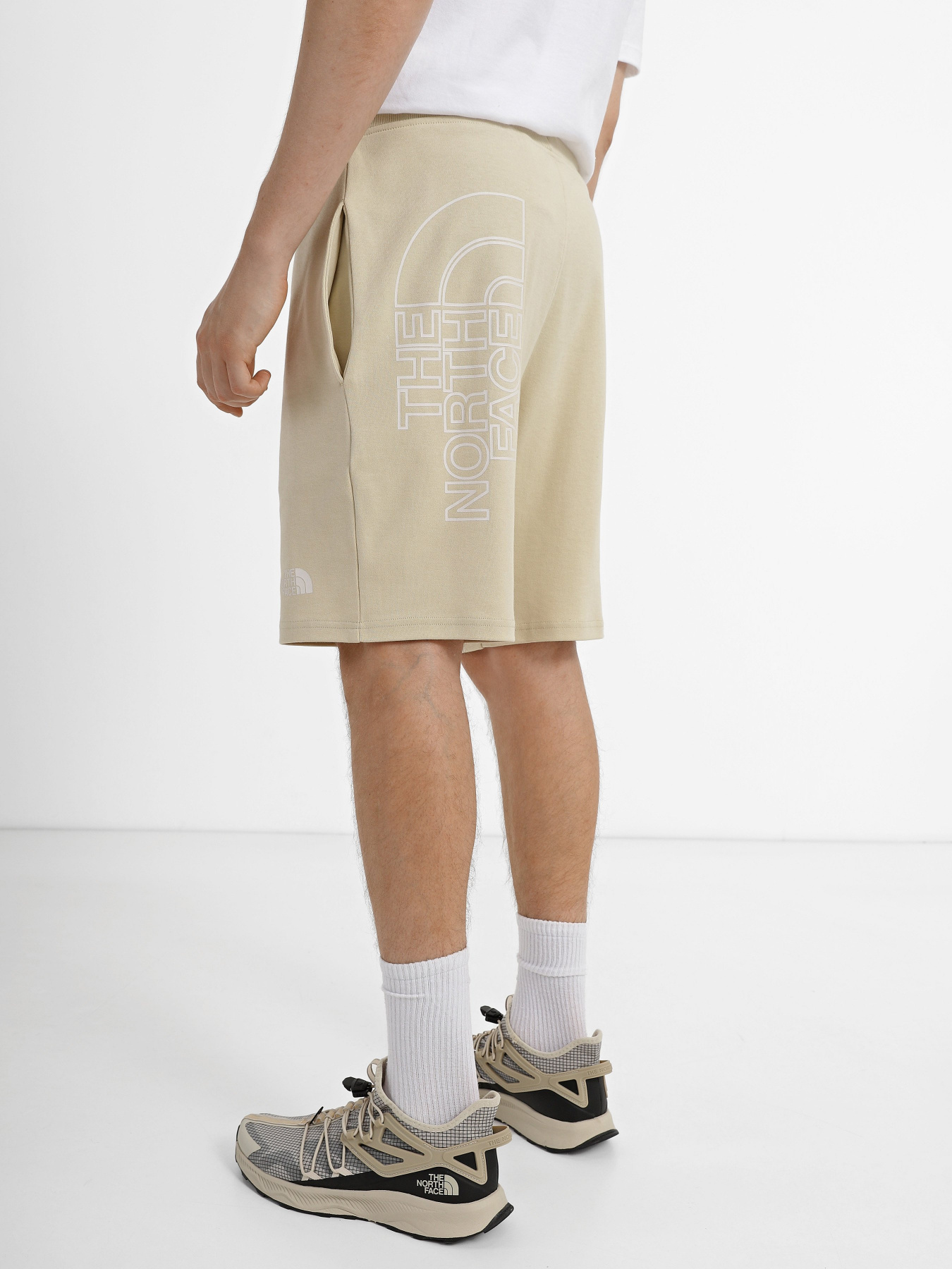 Спортивні шорти The North Face GRAPHIC модель NF0A3S4F3X41 Спортивні шорти The North Face GRAPHIC модель NF0A3S4F3X41 Фото