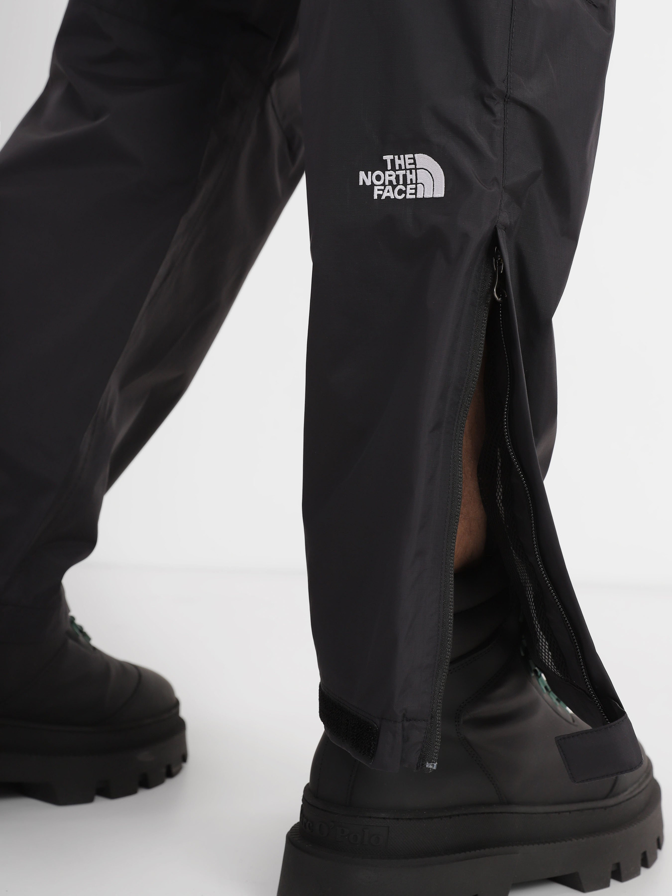 Спортивні штани The North Face Scalino модель NF0A4SZOJK31 Фото