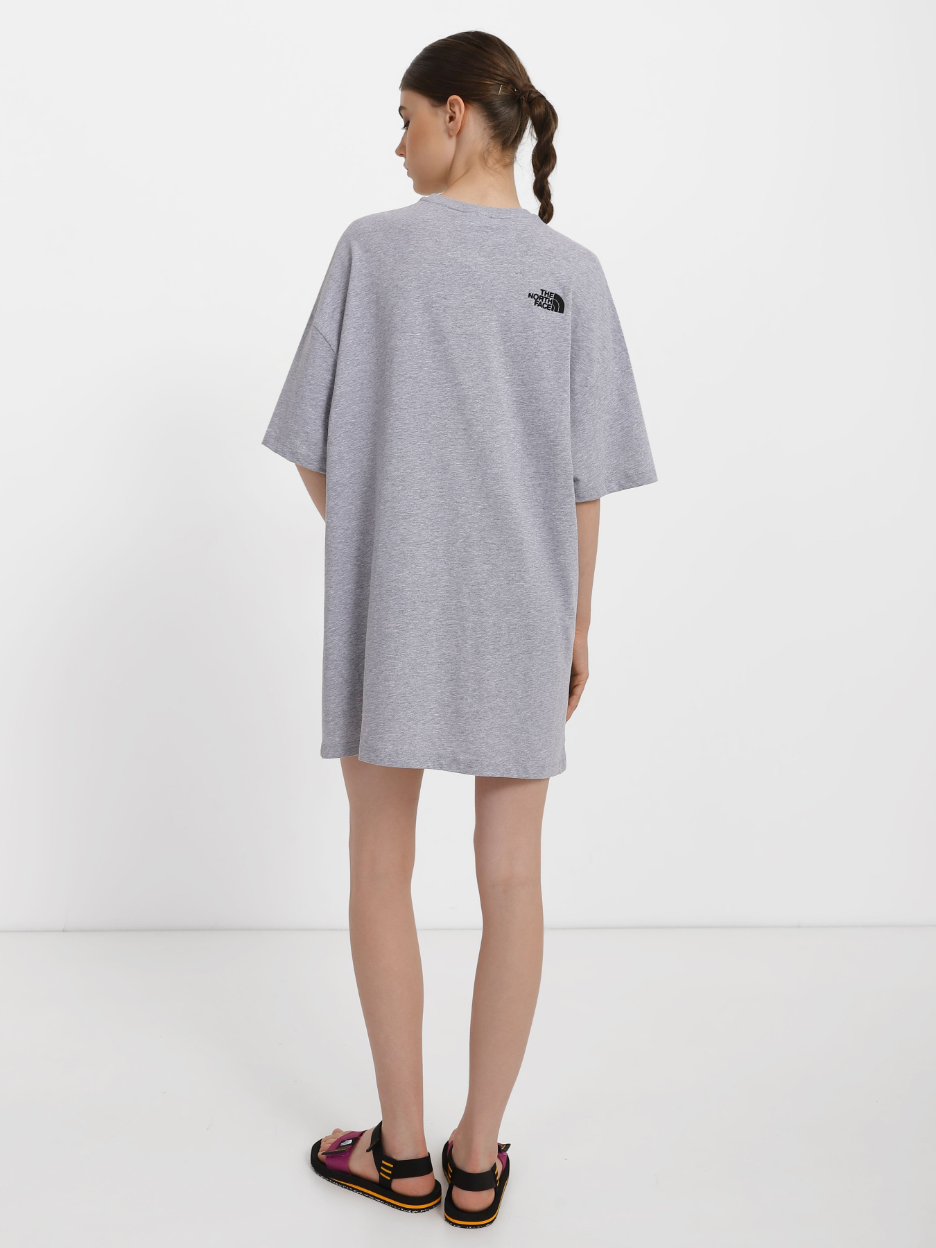 Сукня-футболка The North Face S/S Модель NF0A55APGAU1 Фото