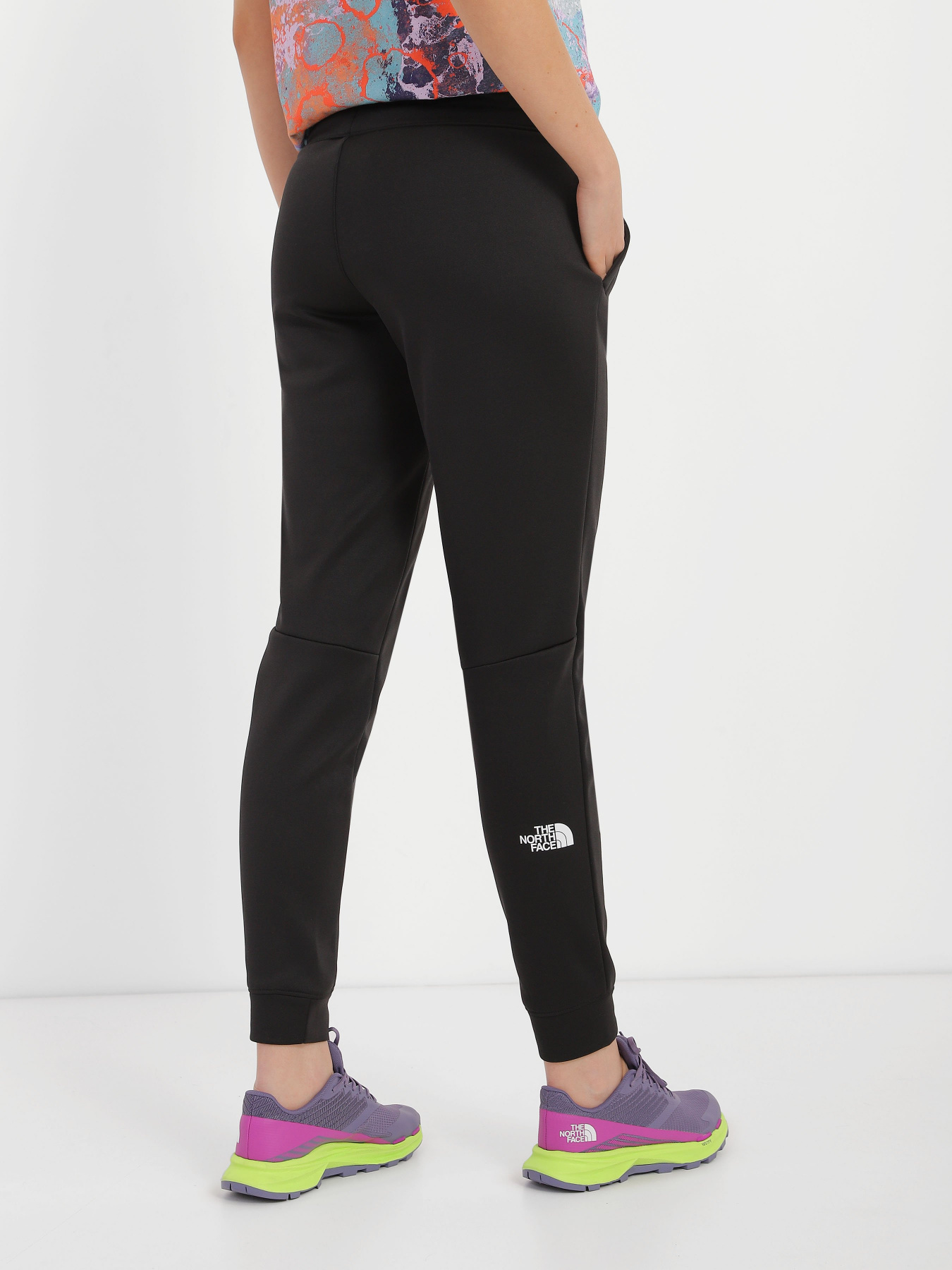 Спортивні штани The North Face Reaxion модель NF0A7ZABJK31 Фото