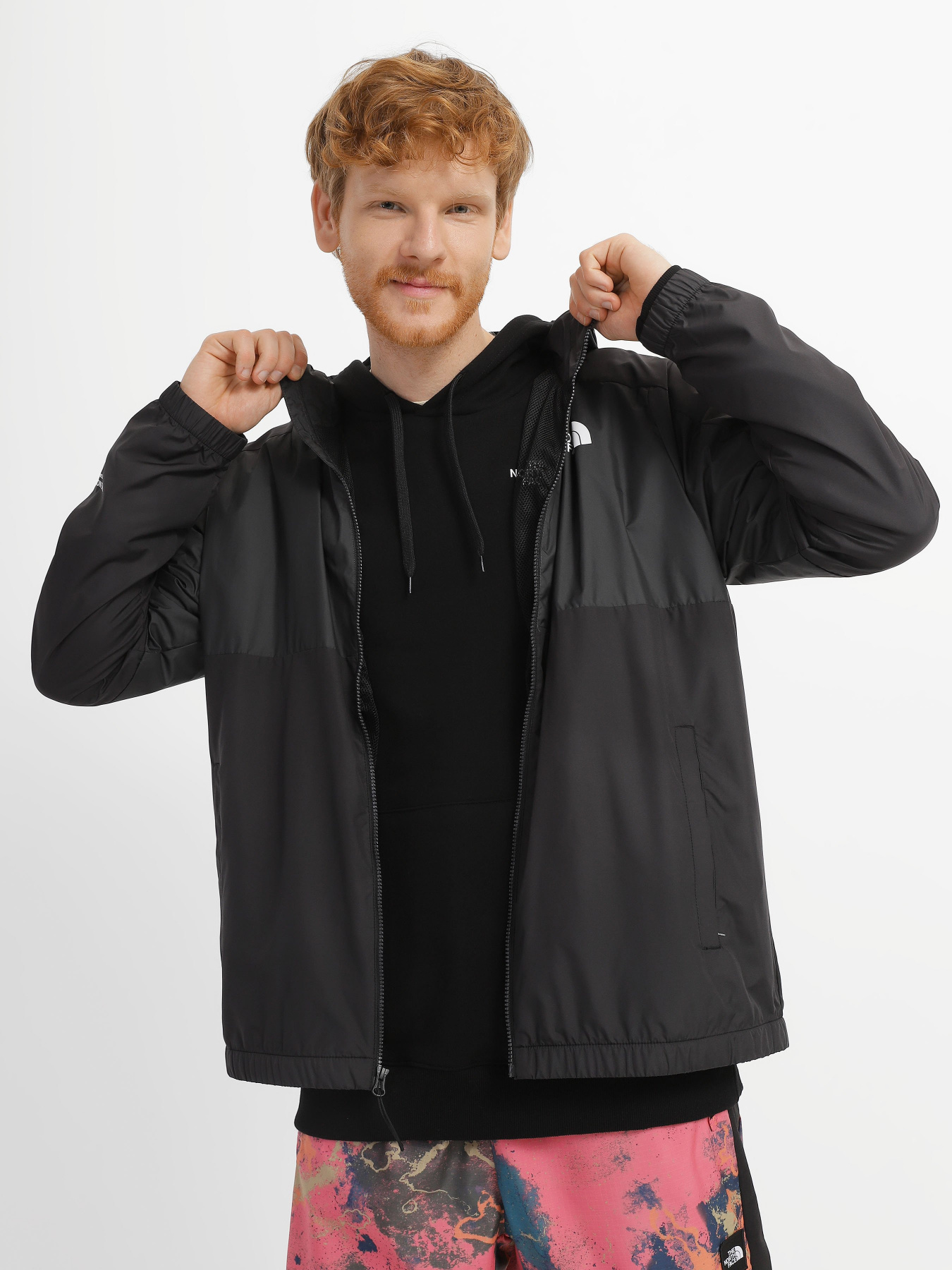 Ветровка The North Face Mountain Athletics модель NF0A823XKT01 Фото