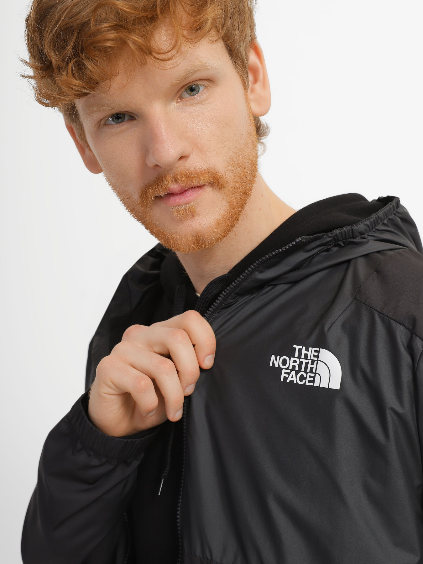 Вітровка The North Face Mountain Athletics модель NF0A823XKT01 Фото