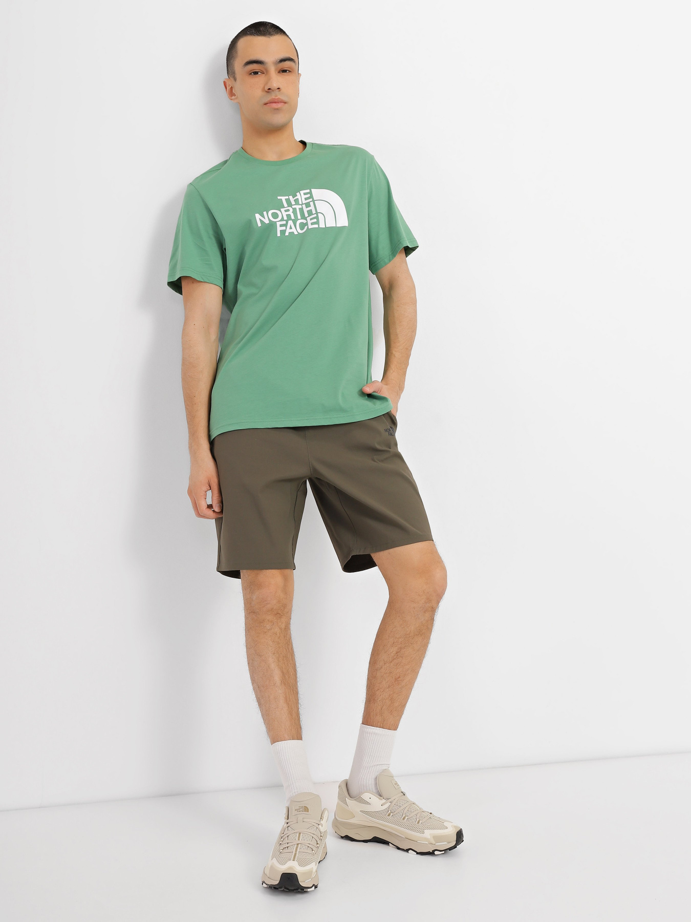 Шорти спортивні The North Face Travel модель NF0A827721L1 Фото