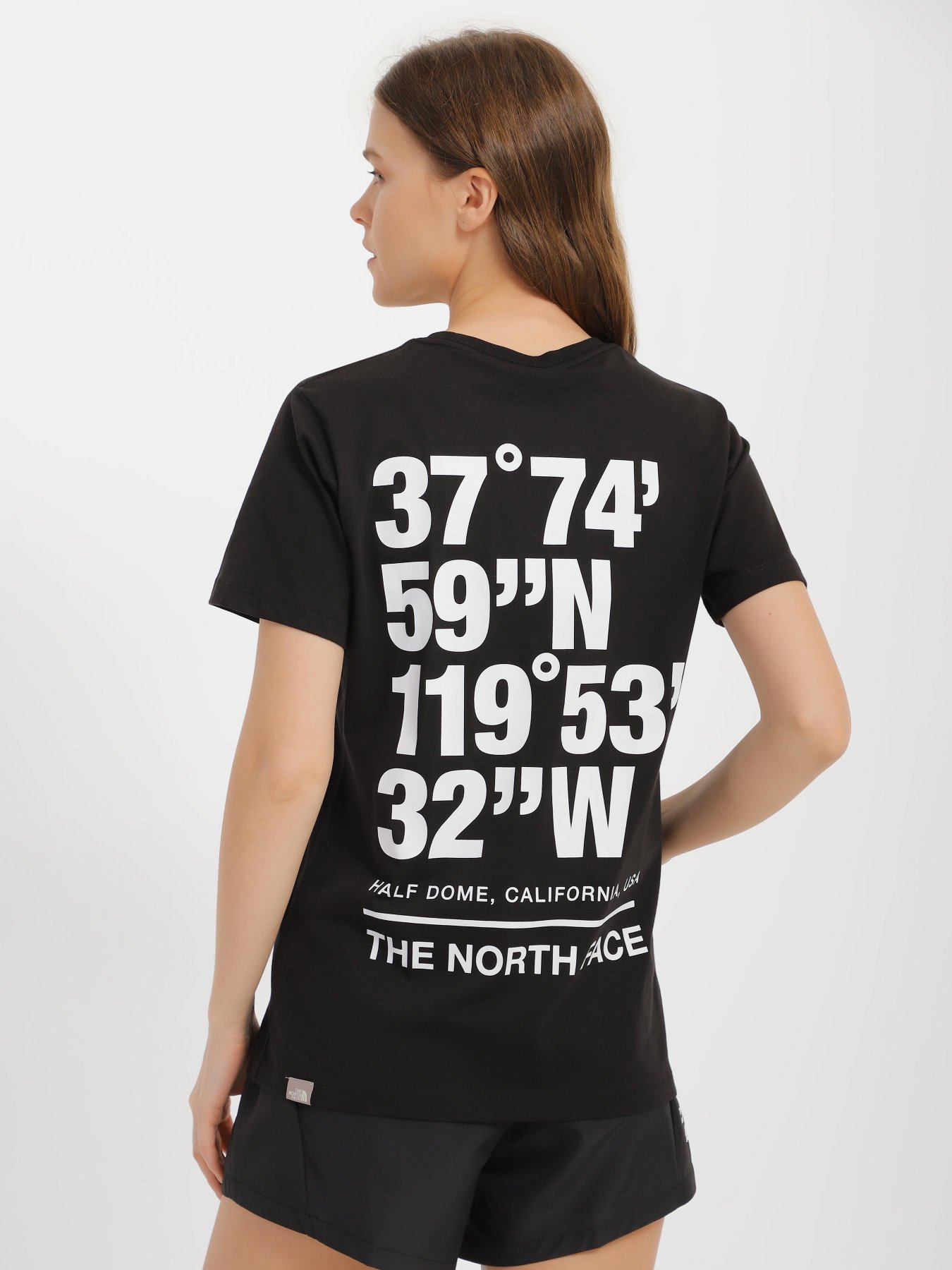 Футболка The North Face Coordinates Relaxed модель NF0A83F9JK31 Фото