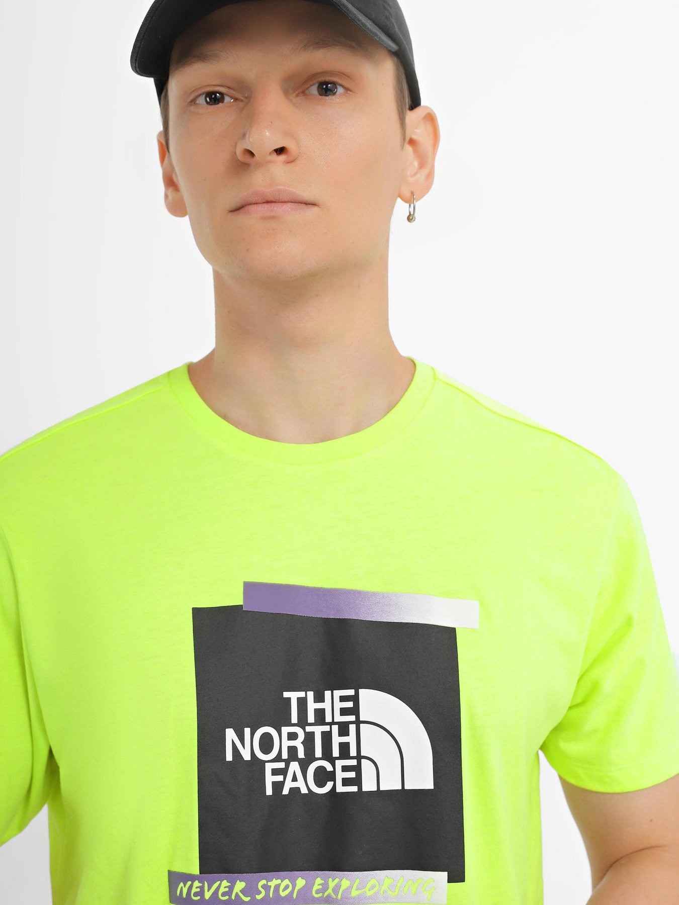 Футболка The North Face GRAPHIC Модель NF0A83FM8NT1 Фото