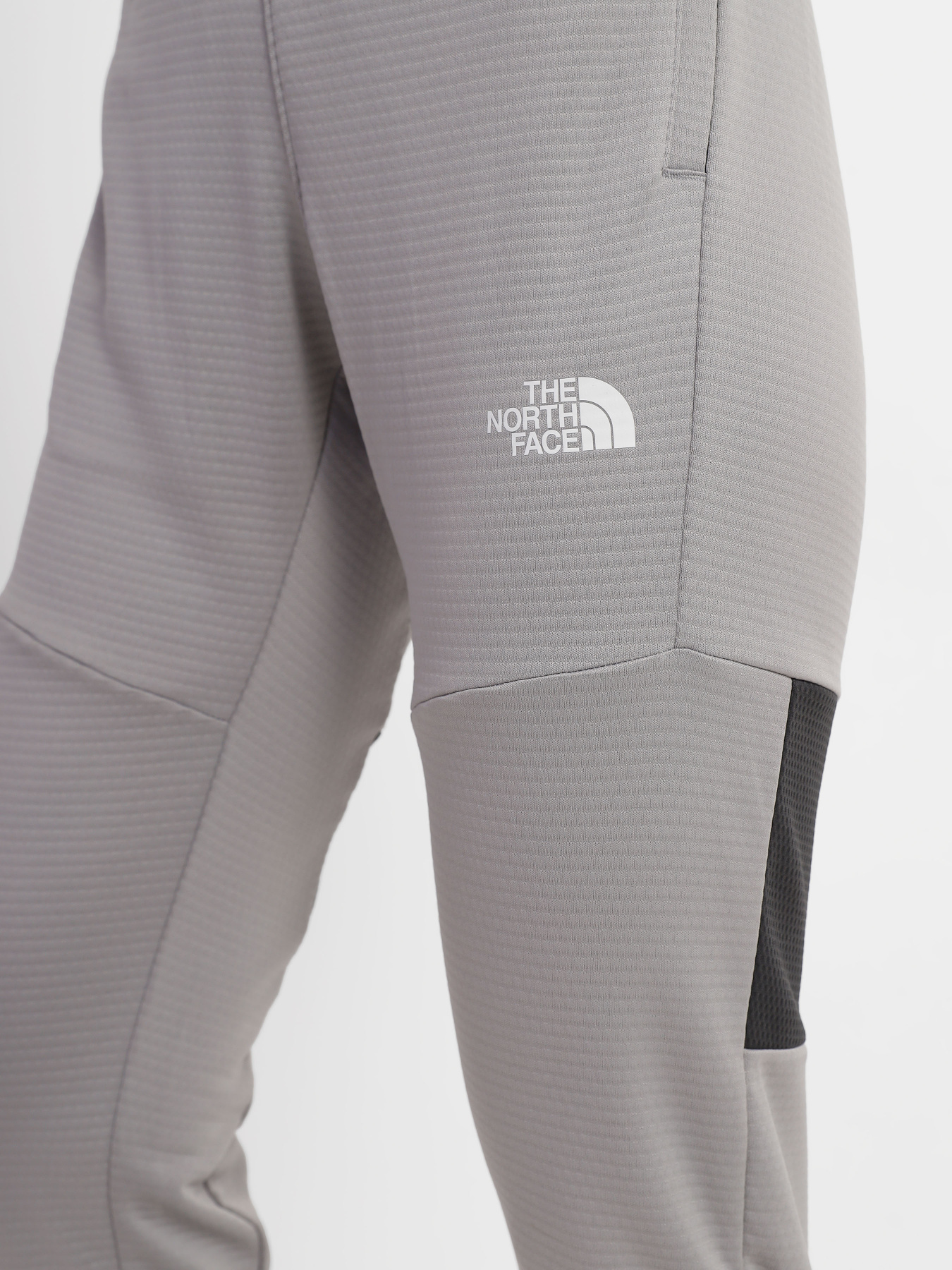 Штаны спортивные The North Face Mountain Athletics модель NF0A824RTDN1 Фото