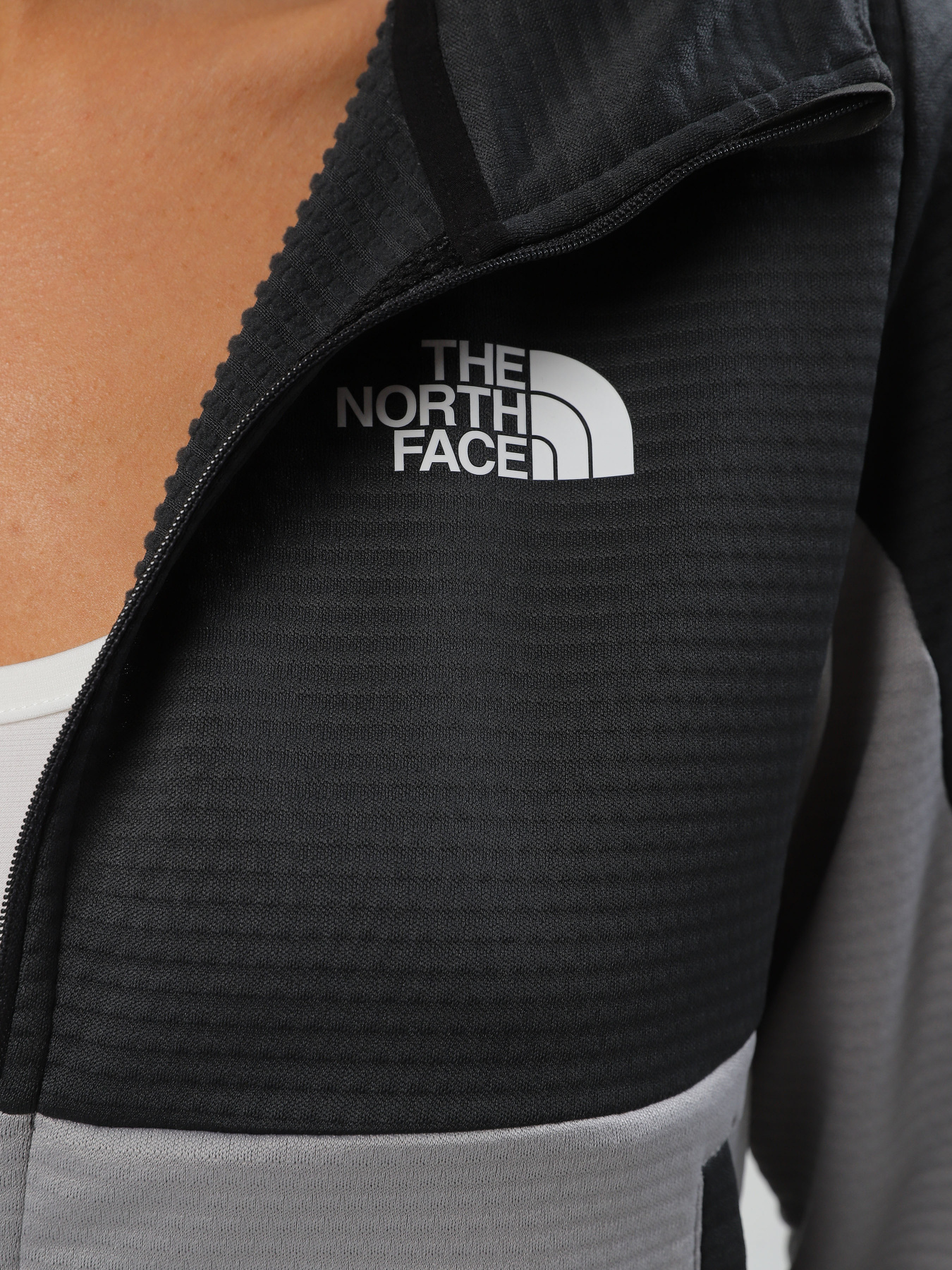 Спортивная кофта The North Face Mountain Athletics модель NF0A824S5261 Фото