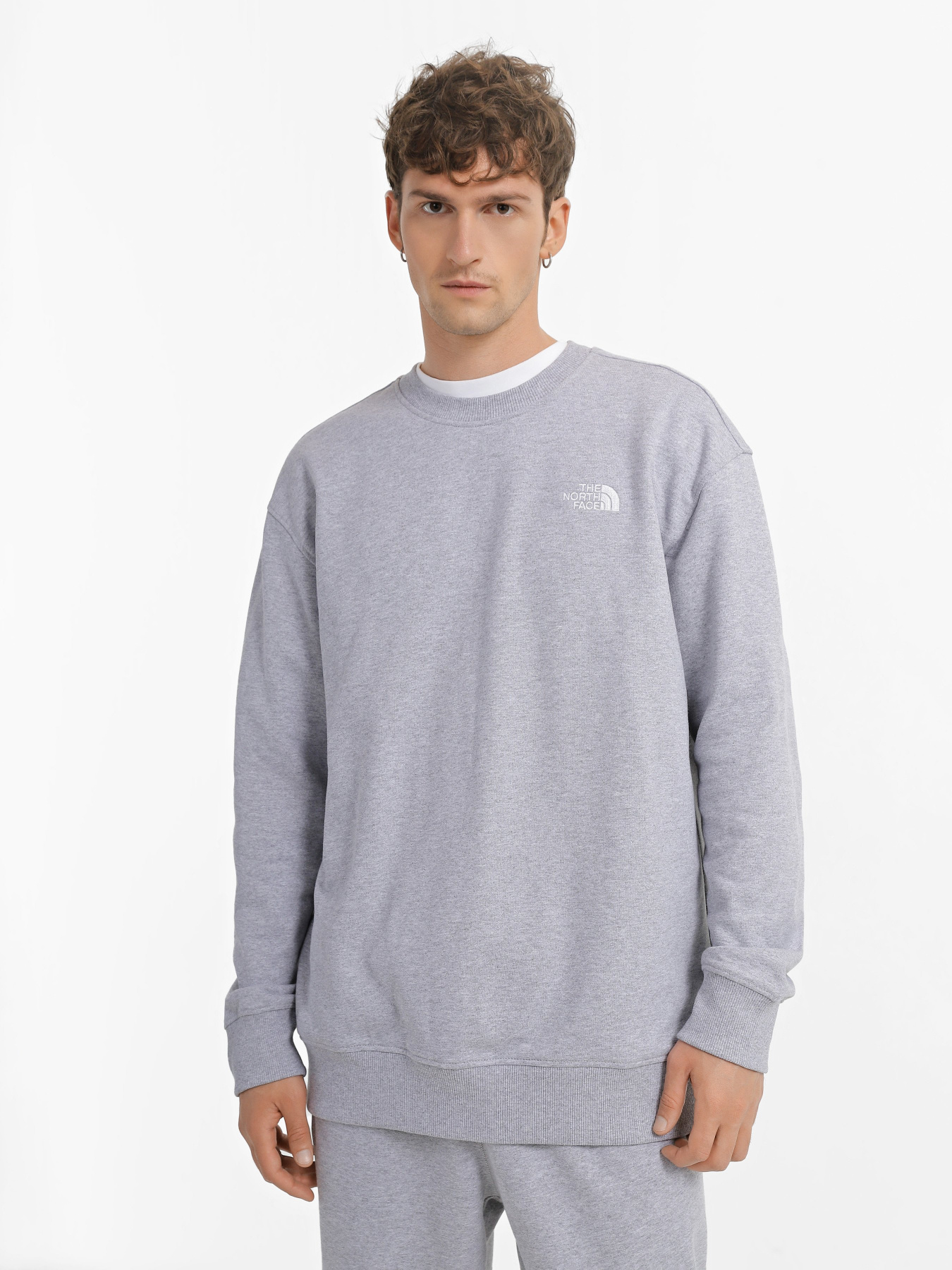 Свитшот The North Face Essential Crew модель NF0A7ZJADYX1 Фото