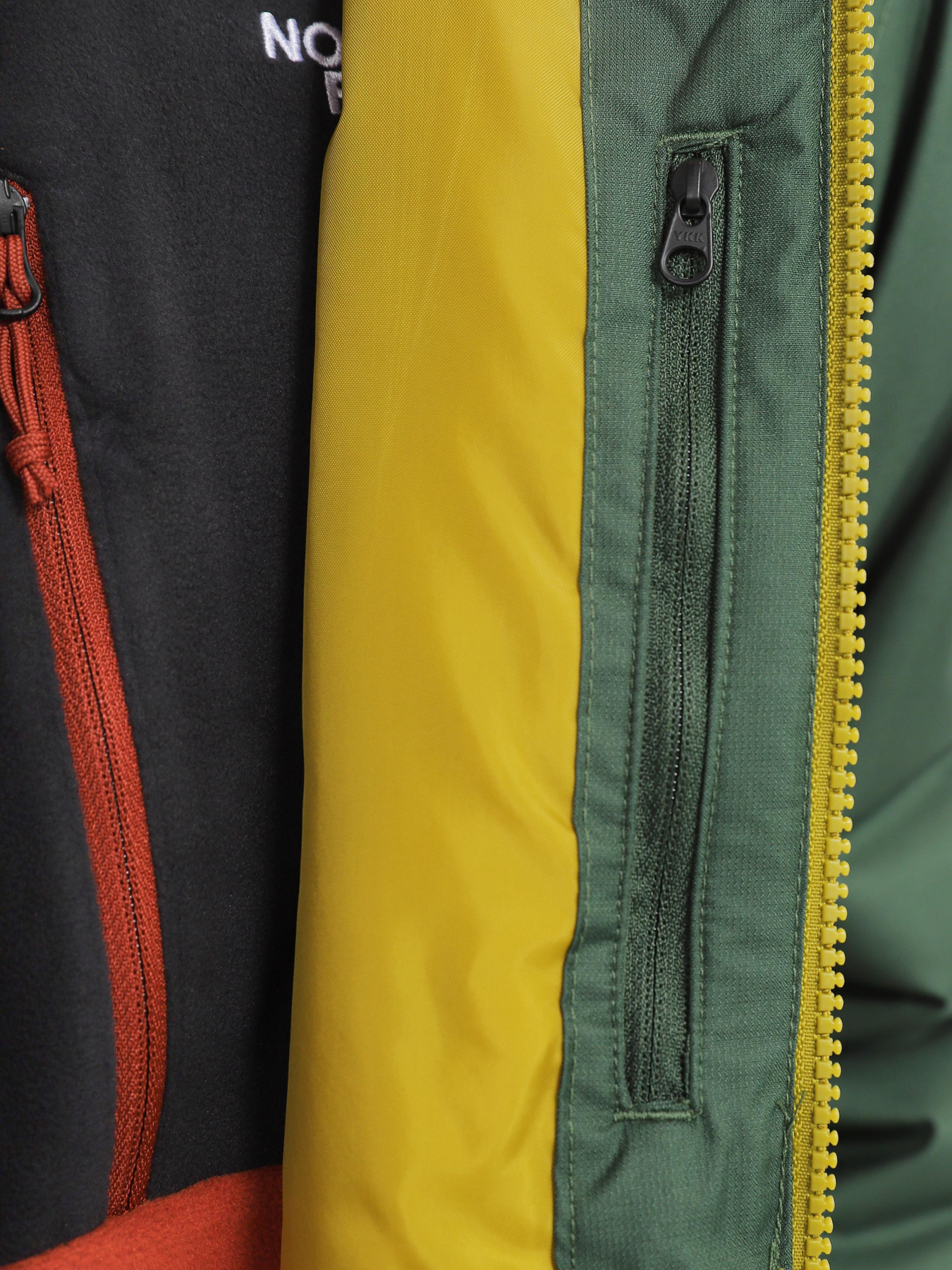 Демісезонна куртка The North Face Millerton модель NF0A3YFIOQR1 Фото