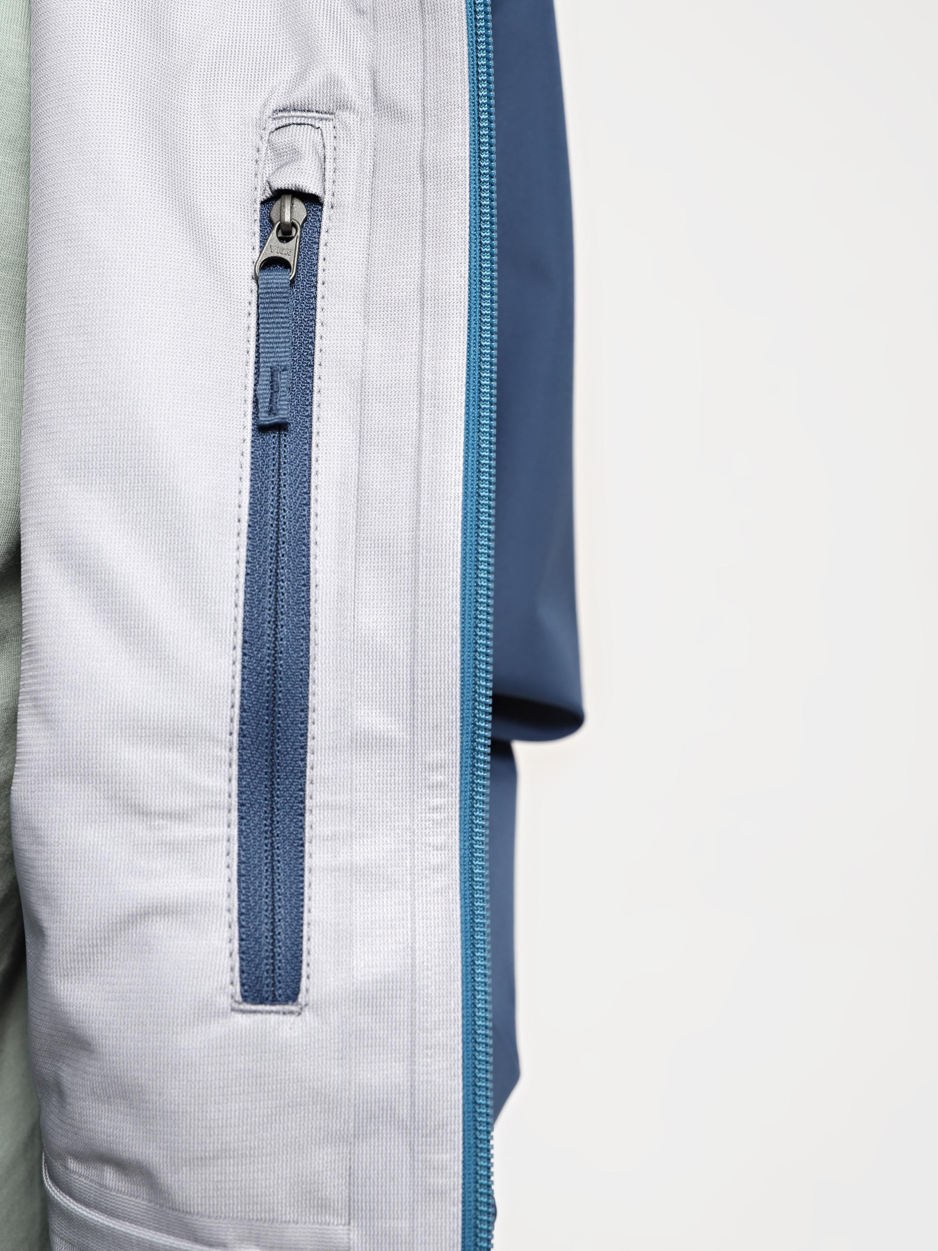 Демисезонная куртка The North Face M Dryzzle Futurelight Jacket модель NF0A7QB2HDC1 Фото