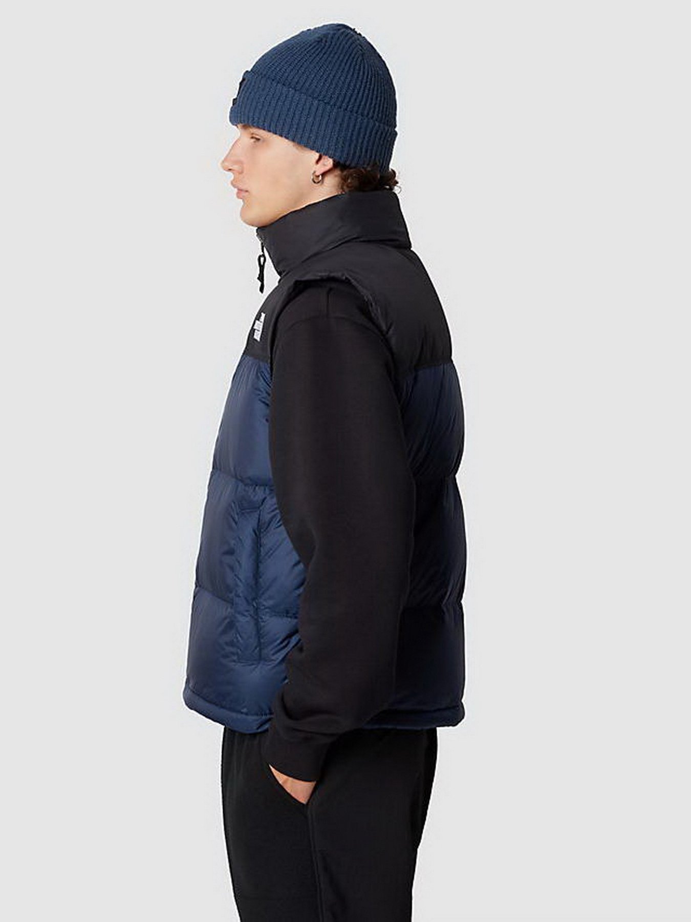 Жилет с утеплителем The North Face 1996 RETRO NUPTSE модель NF0A3JQQ92A1 Фото