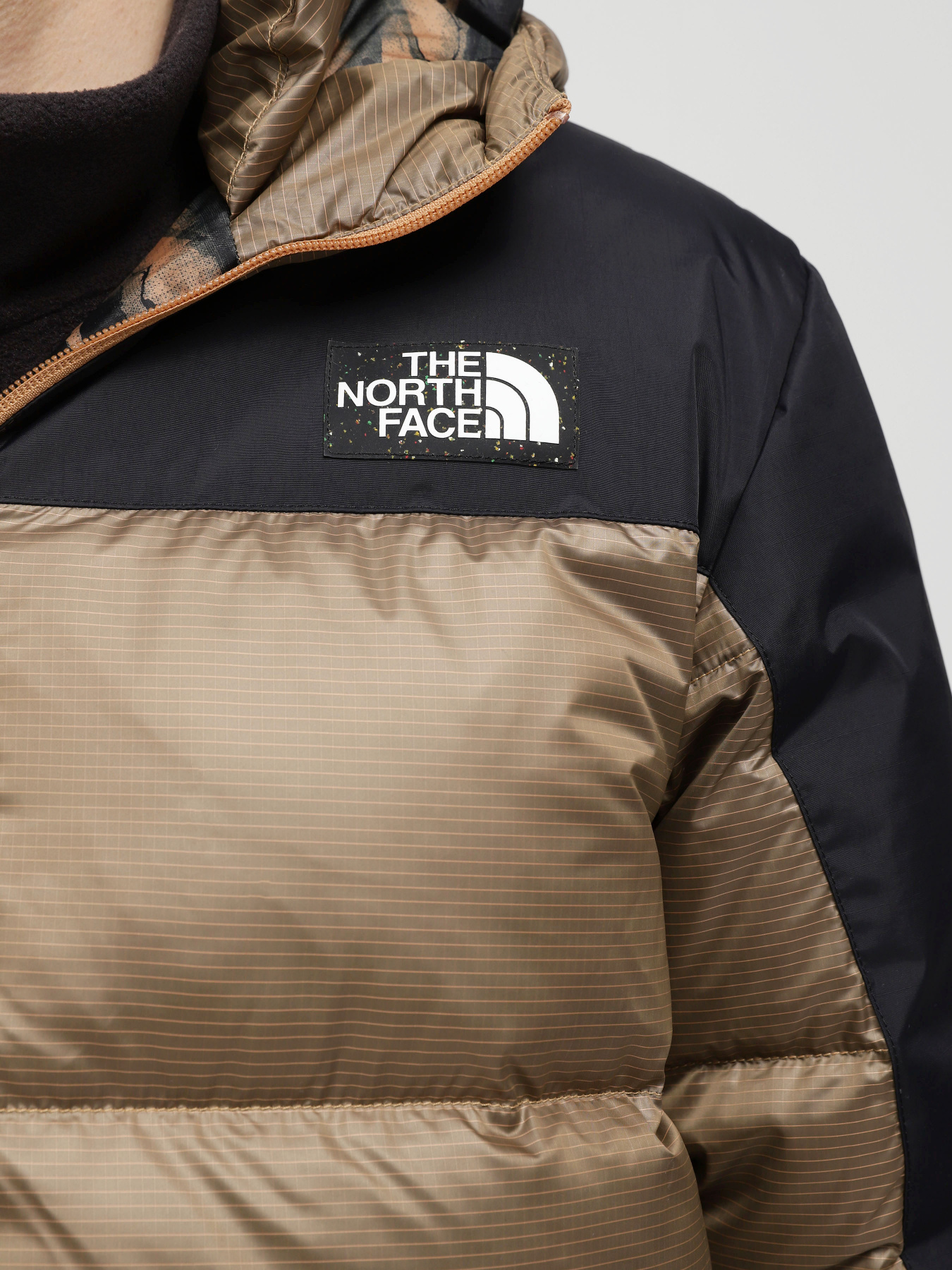 Пуховик The North Face Diablo Recycled Down модель NF0A7ZFQKOM1 Фото