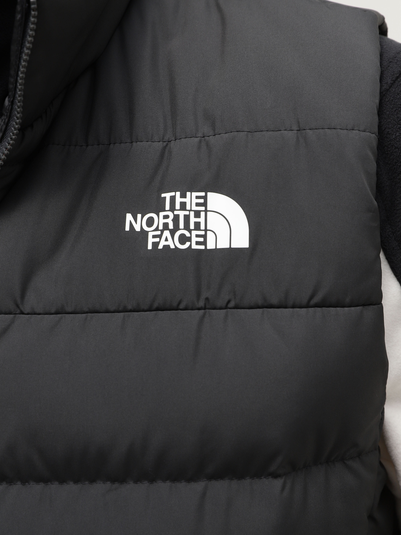 Утепленный жилет The North Face Aconcagua 3 модель NF0A84IK0C51 Утепленный жилет The North Face Aconcagua 3 модель NF0A84IK0C51 Фото